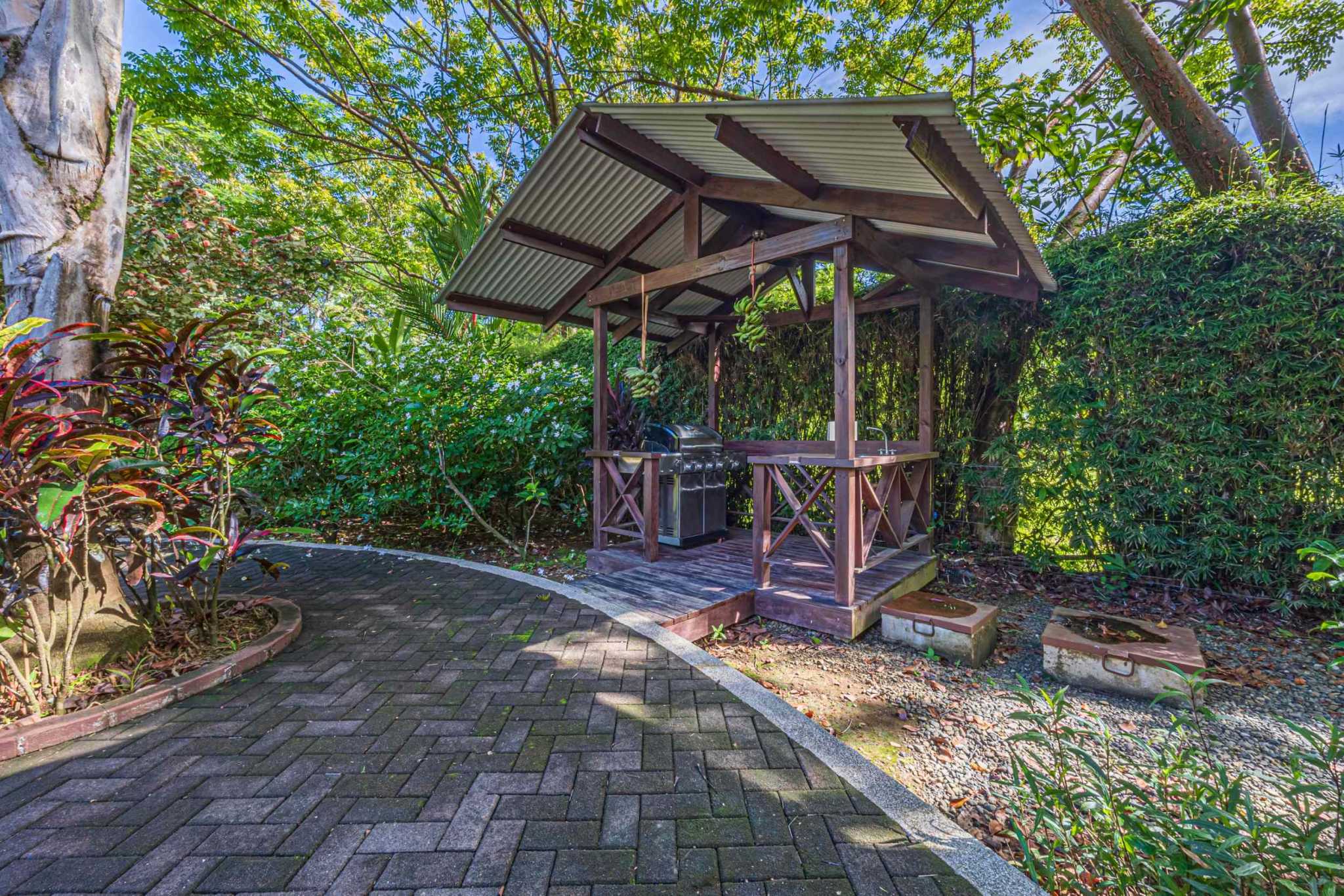 44724 (15) Modern Riverfront 5-Bedroom Home, Walking Distance to Beach, River & Town in Dominical Costa Rica