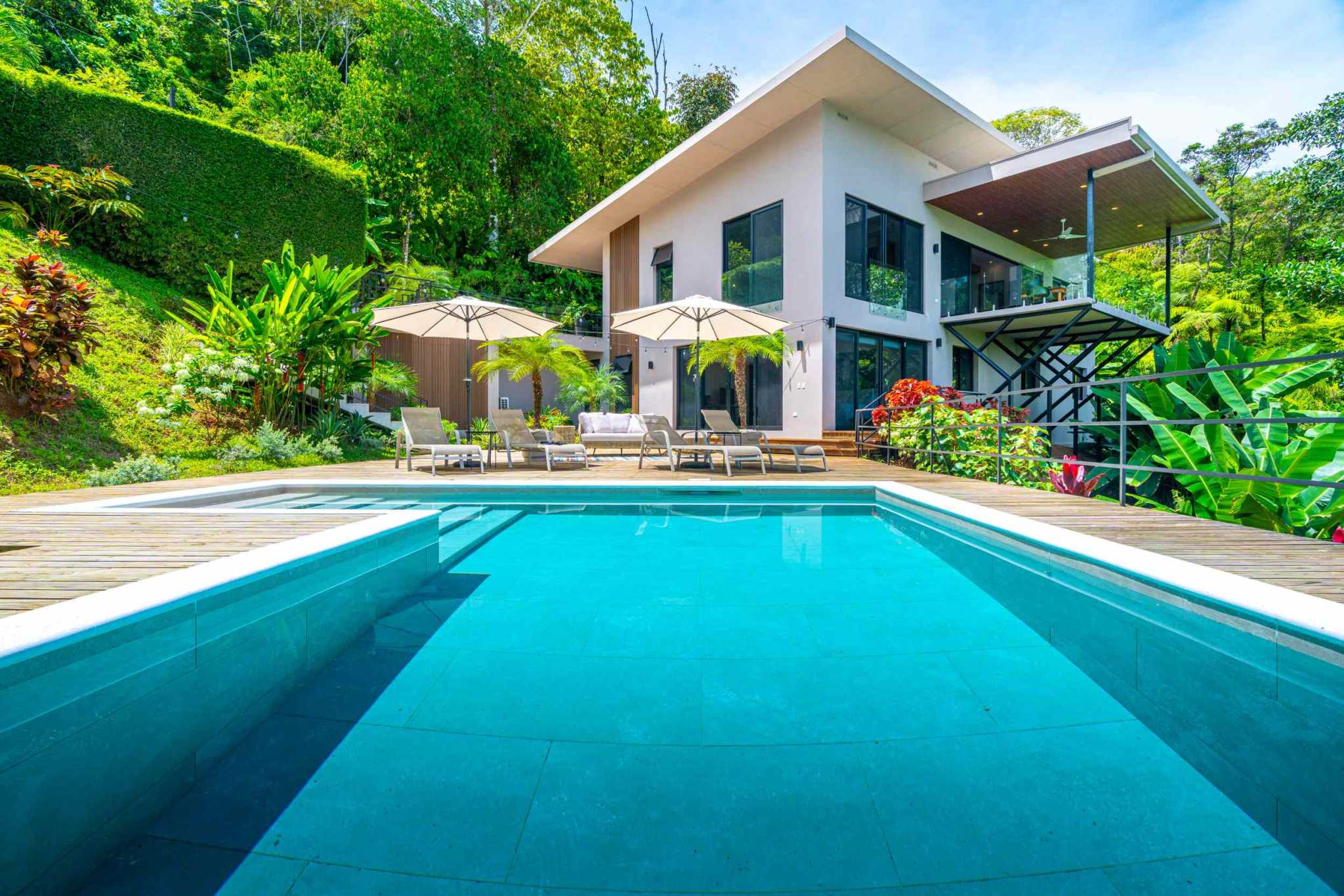 Ocean View 3-Bedroom Luxury Home on Prestigious Calle Perezoso in Ojochal Costa Rica