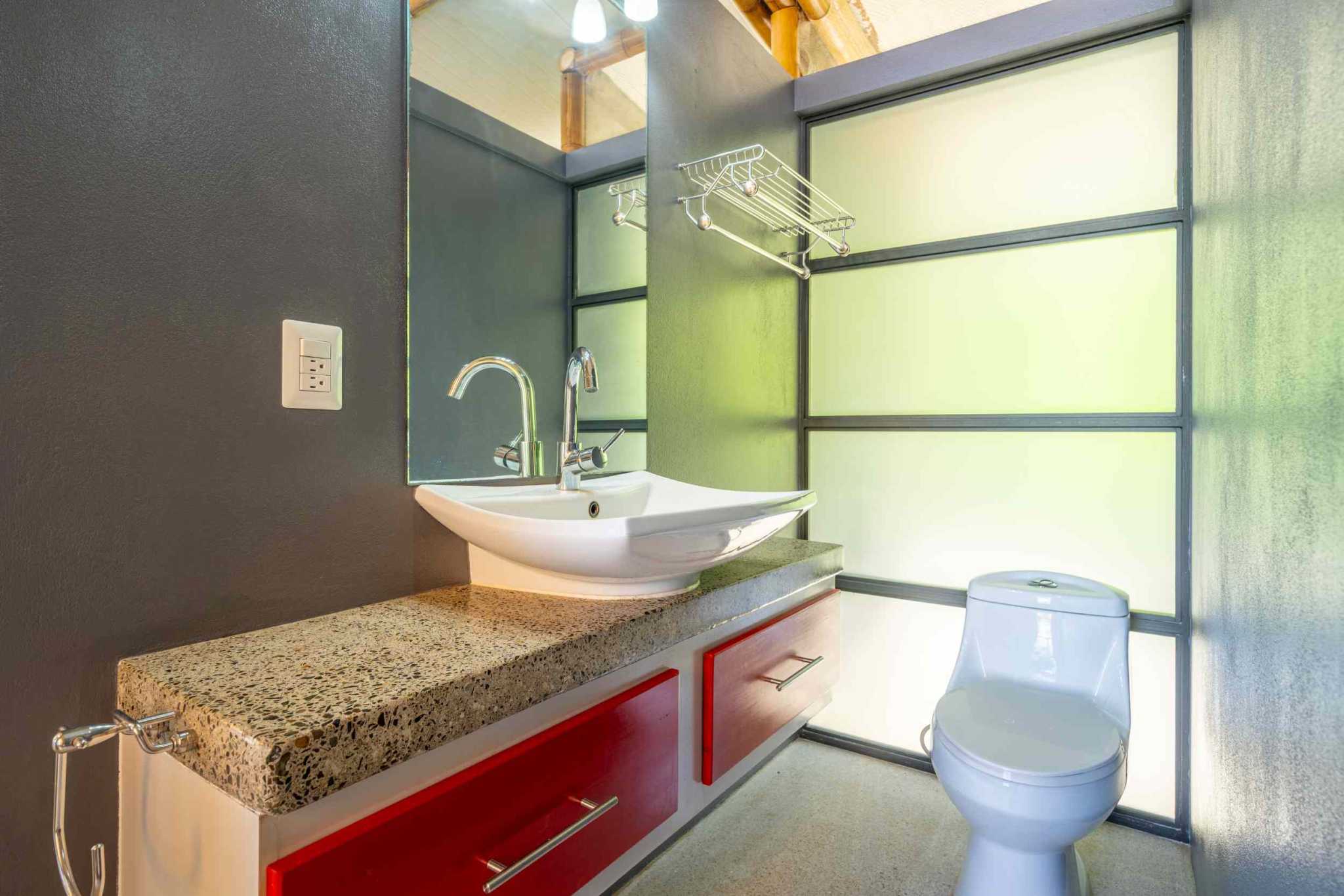 44918 (36) Ocean View 3-Bedroom Retreat with Pool, Fruit Trees & Prime Location in Ojochal Costa Rica