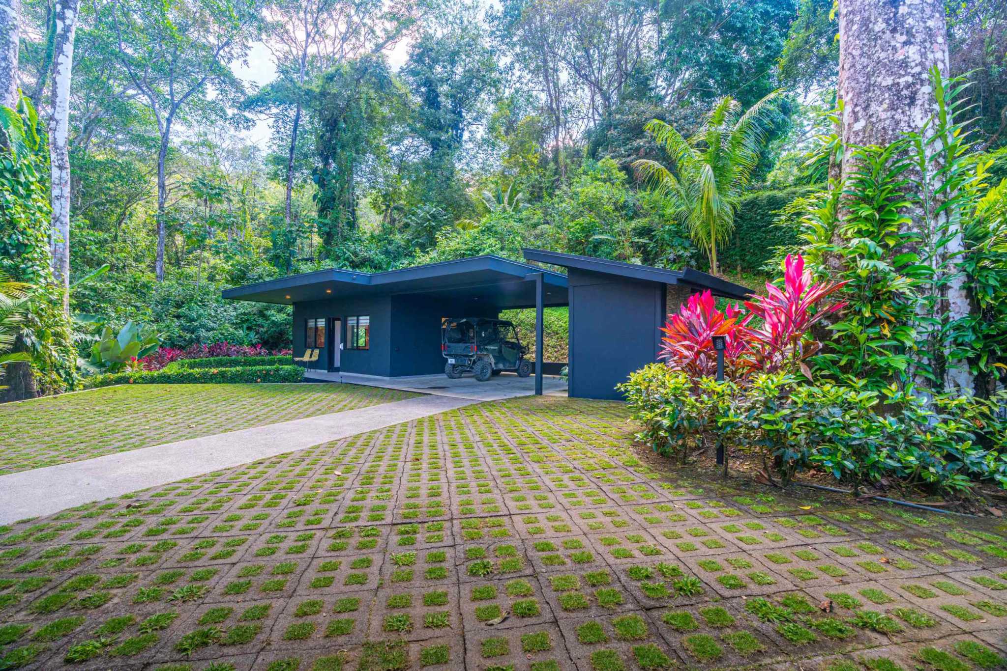 Escaleras Modern Elegance with Ocean Window Views and Jungle Tranquility in Dominicalito Costa Rica