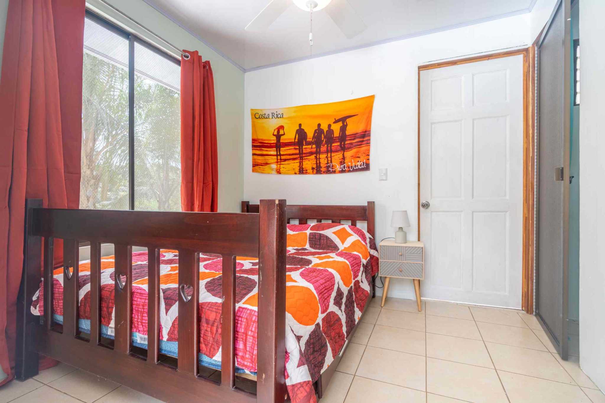 46273 (13) Renovated, Comfortable 4-Bedroom Simple Home near Streams in Ojochal Costa Rica