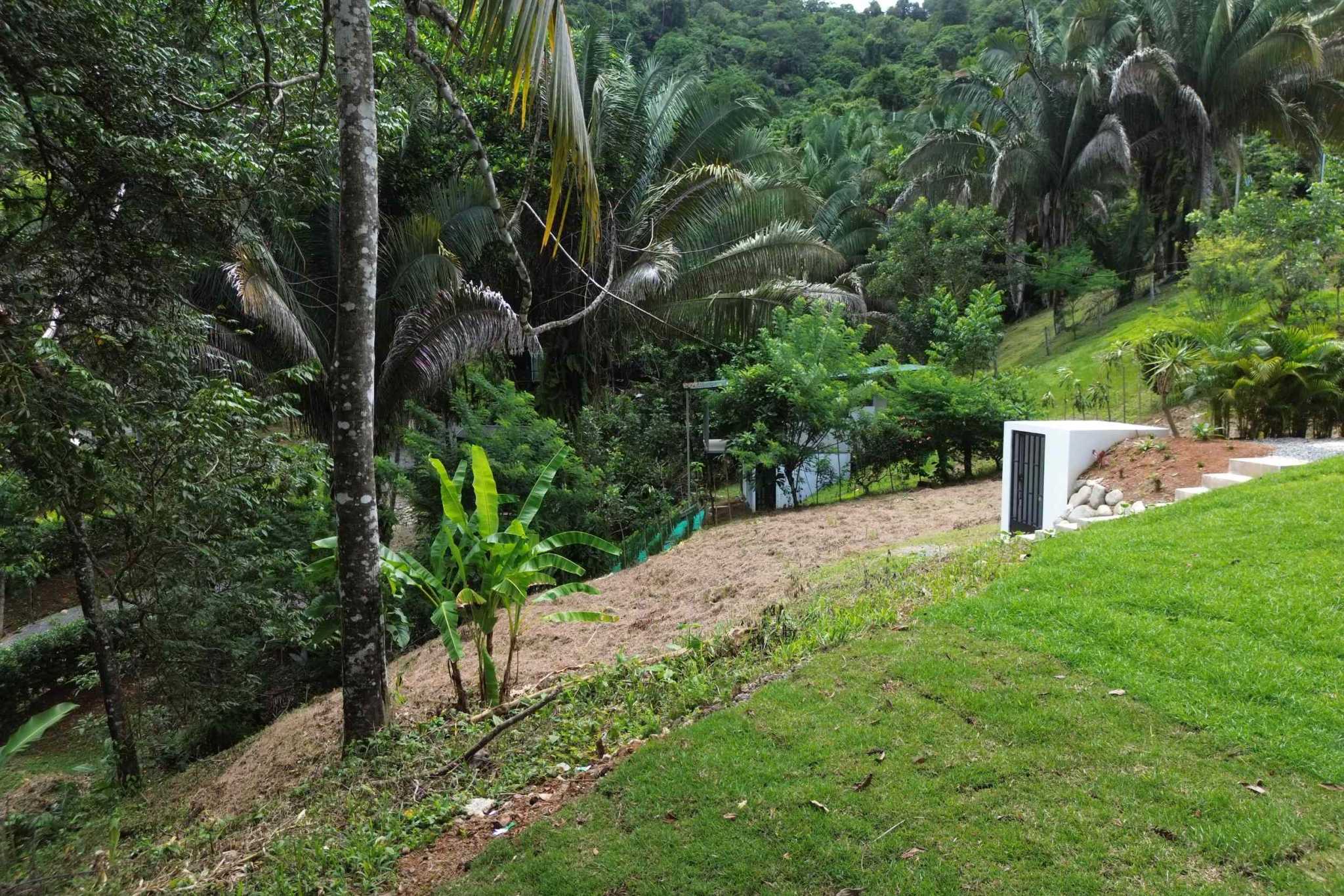 46454 (14) Modern Cozy Home Just Minutes from the Beach – Ready to Move in! Playa Hermosa near Uvita Costa Rica