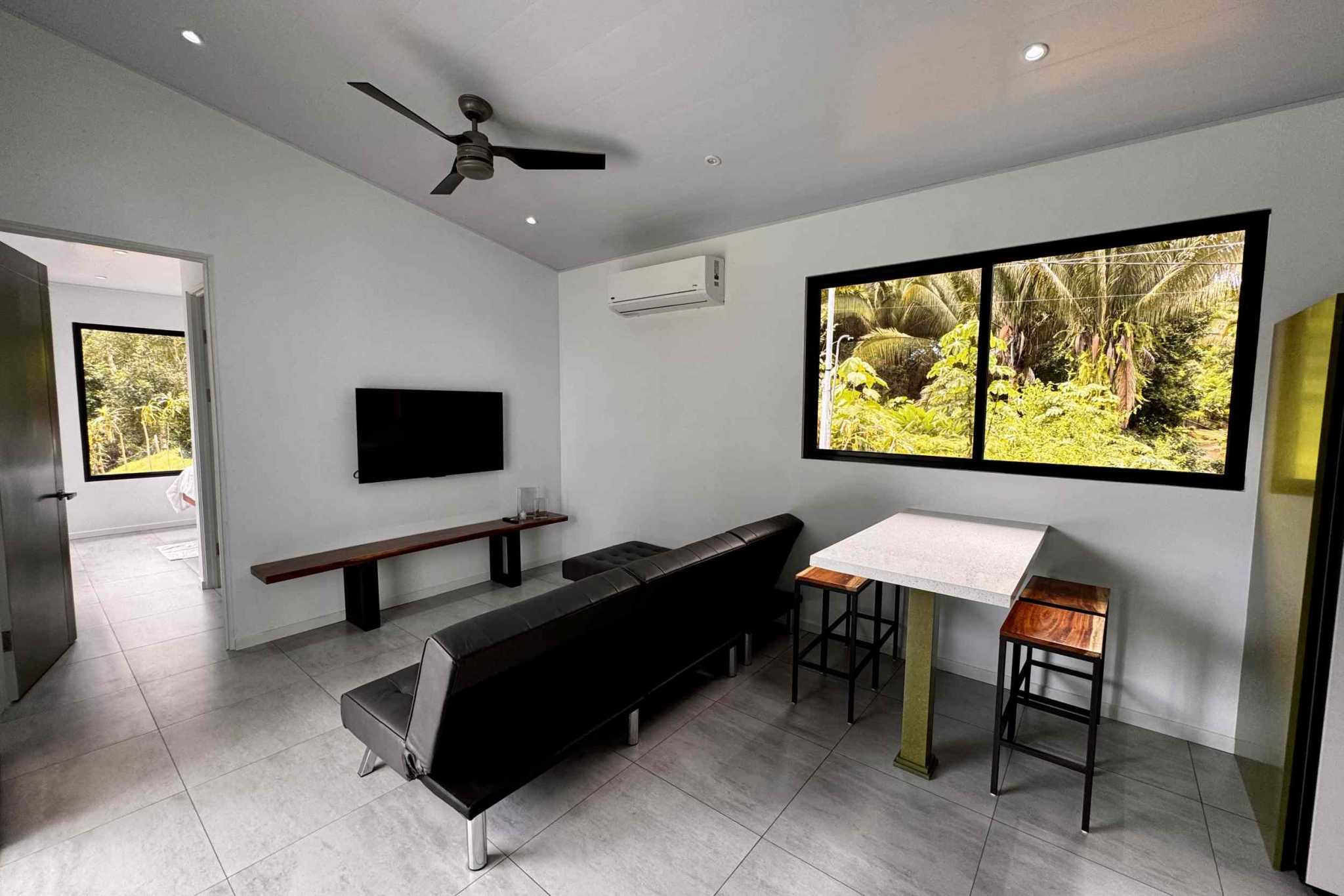 46454 (19) Modern Cozy Home Just Minutes from the Beach – Ready to Move in! Playa Hermosa near Uvita Costa Rica