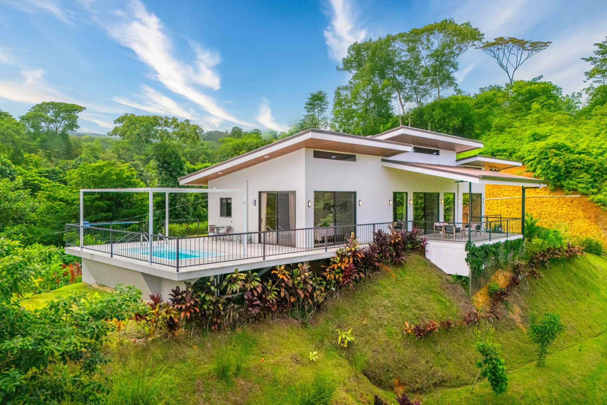 47053 (21) Modern Jungle 2-Bedroom Oasis in Finca Marañon – A Slice of Paradise in Ojochal Costa Rica