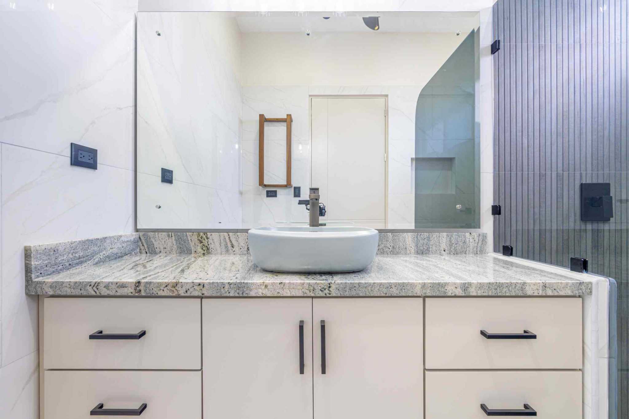First Home in River Bend Estates – Thoughtful Design Meets Luxurious Living in Bahia near Uvita Costa Rica
