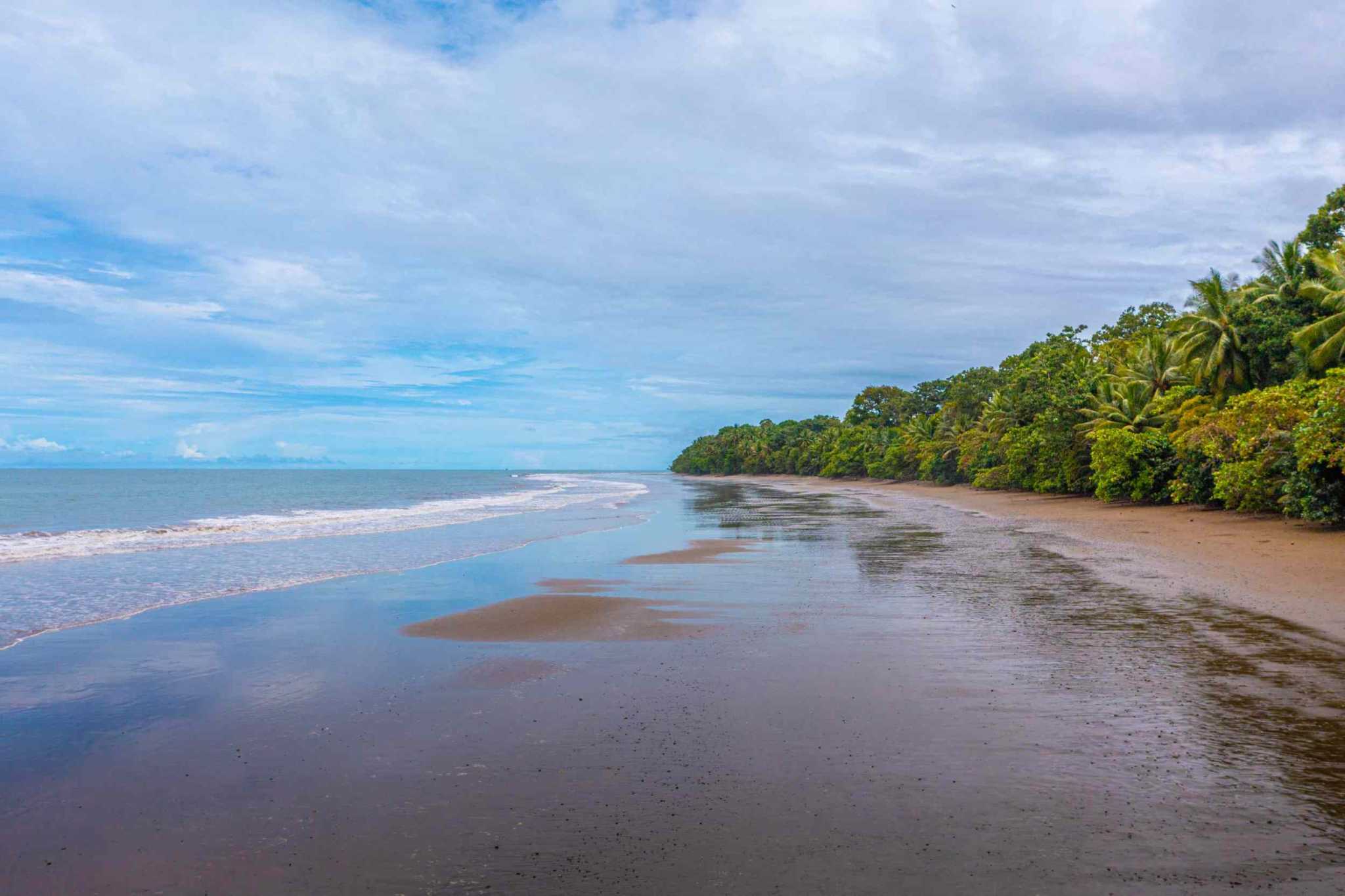 47712 (62) Luxury Beachfront 2-Bedroom Penthouse Condo – Most Private Unit in Elan near Ojochal Costa Rica