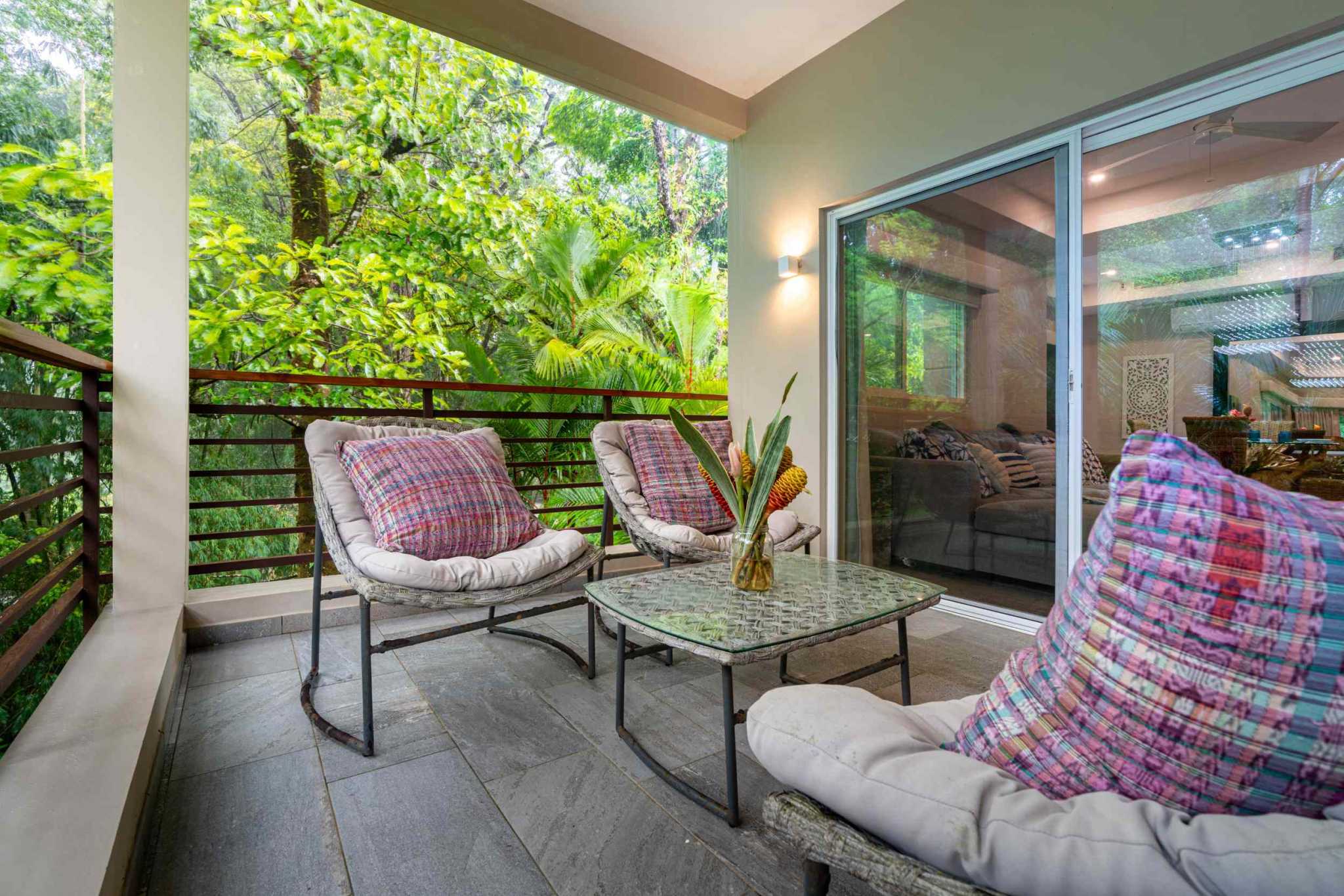 47712 (3) Luxury Beachfront 2-Bedroom Penthouse Condo – Most Private Unit in Elan near Ojochal Costa Rica