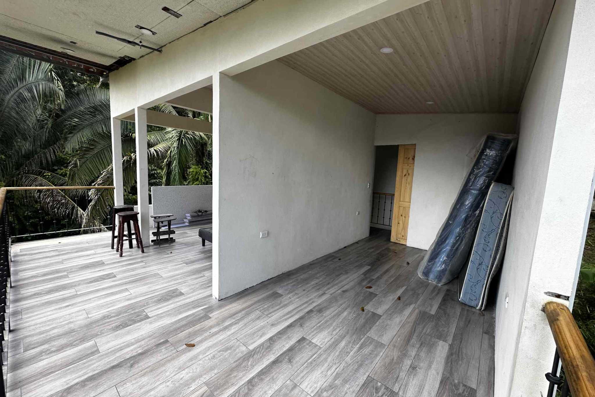 47774 (1) Investment Opportunity Fixer-Upper with Great Potential in Playa Hermosa near Uvita Costa Rica