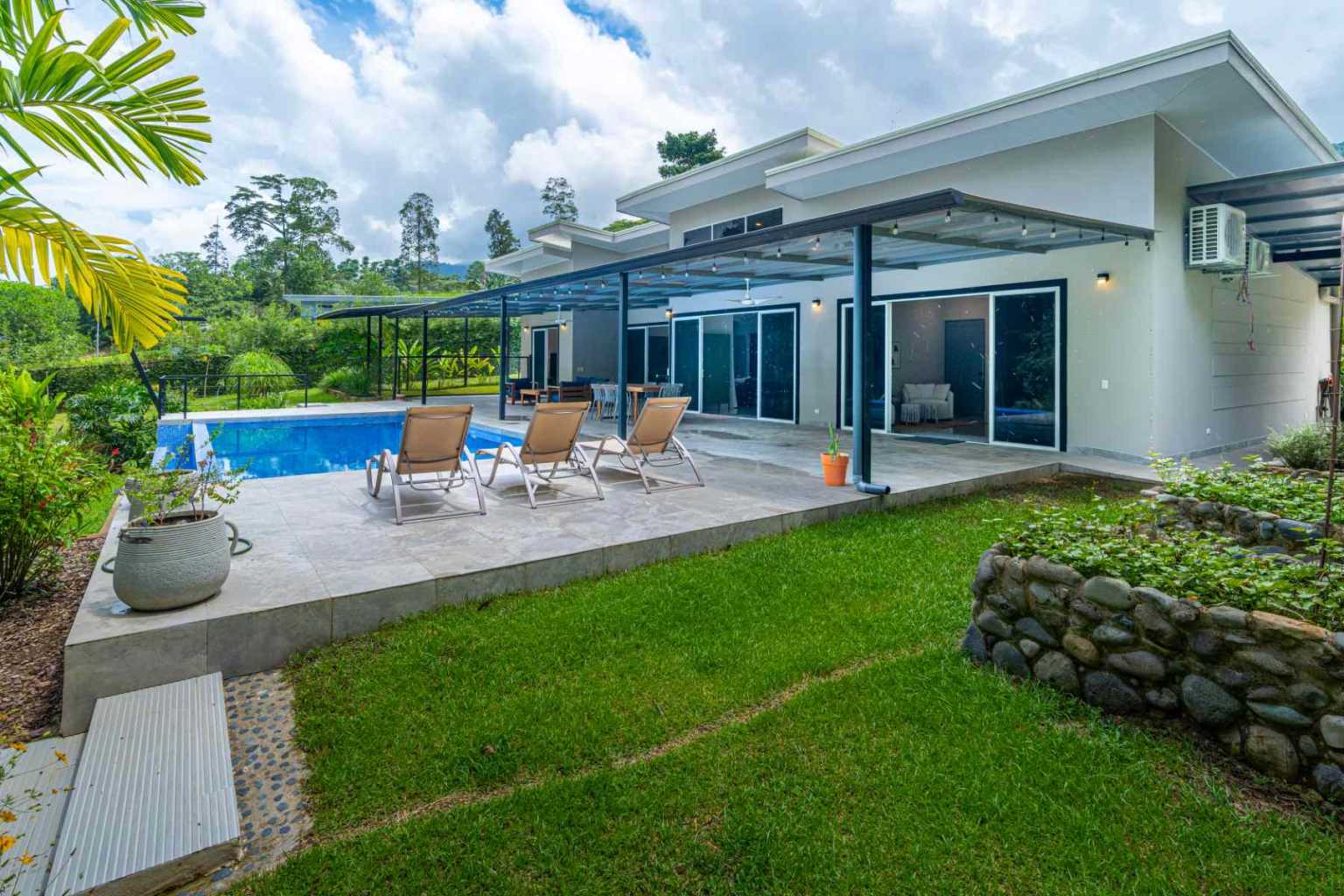 Conveniently Located 3-Bedroom Homestead in Gated Neighborhood w/ Paved Roads in Uvita Costa Rica