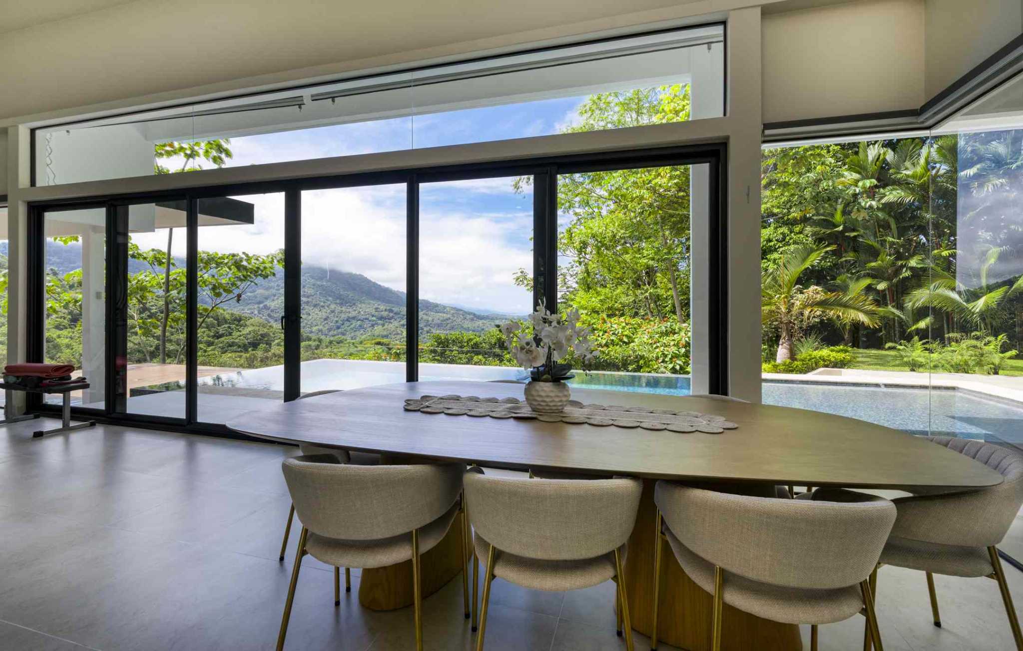 48134 (14) Luxury 3-Bedroom Estate with Dual-Infinity-Edge Pool in Portalon near Dominical Costa Rica