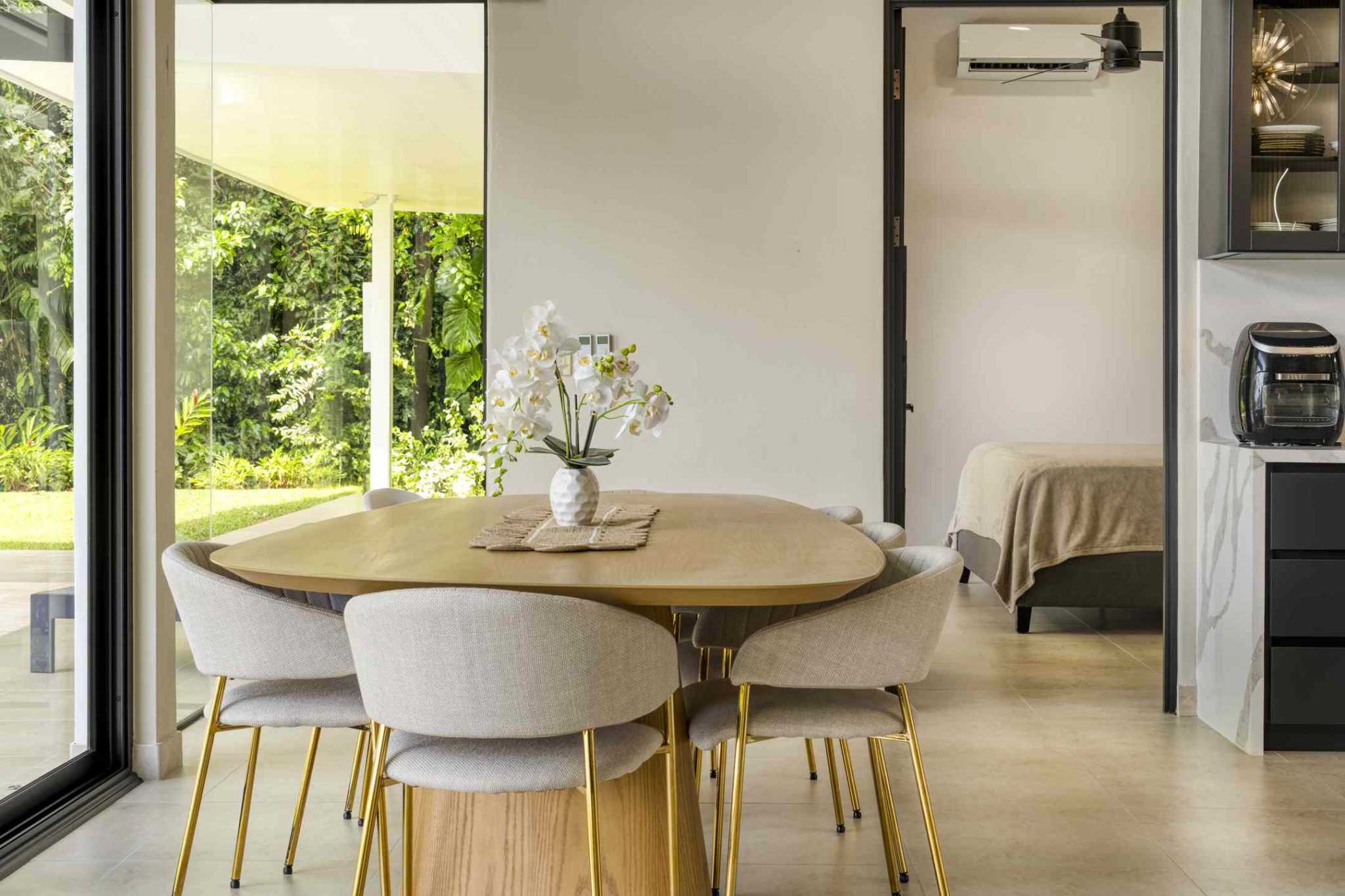48134 (23) Luxury 3-Bedroom Estate with Dual-Infinity-Edge Pool in Portalon near Dominical Costa Rica