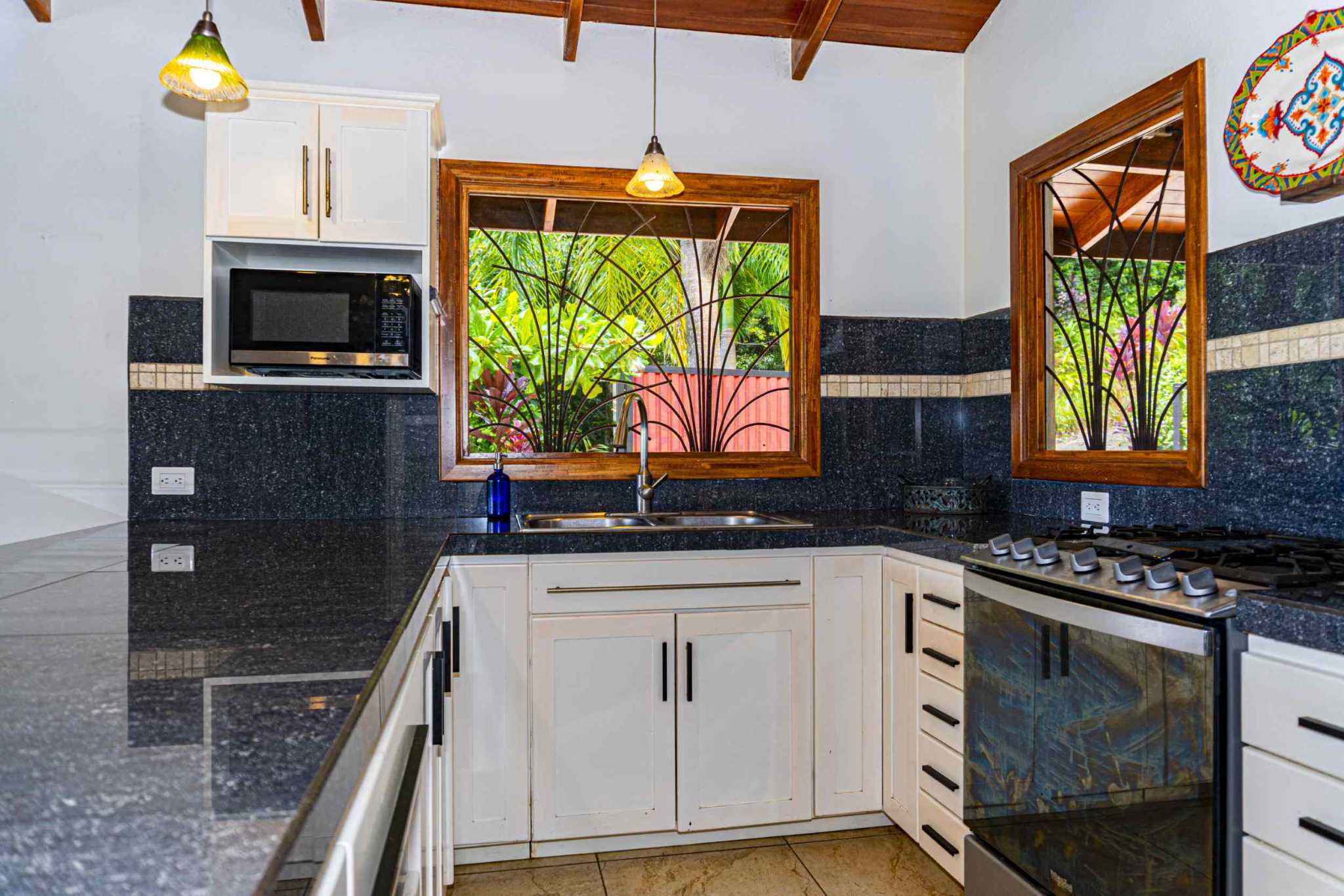 Incredible Panoramic Ocean & Mountain Views from this 2-Bedroom Home Near Cacao Ridge in Platanillo Costa Rica