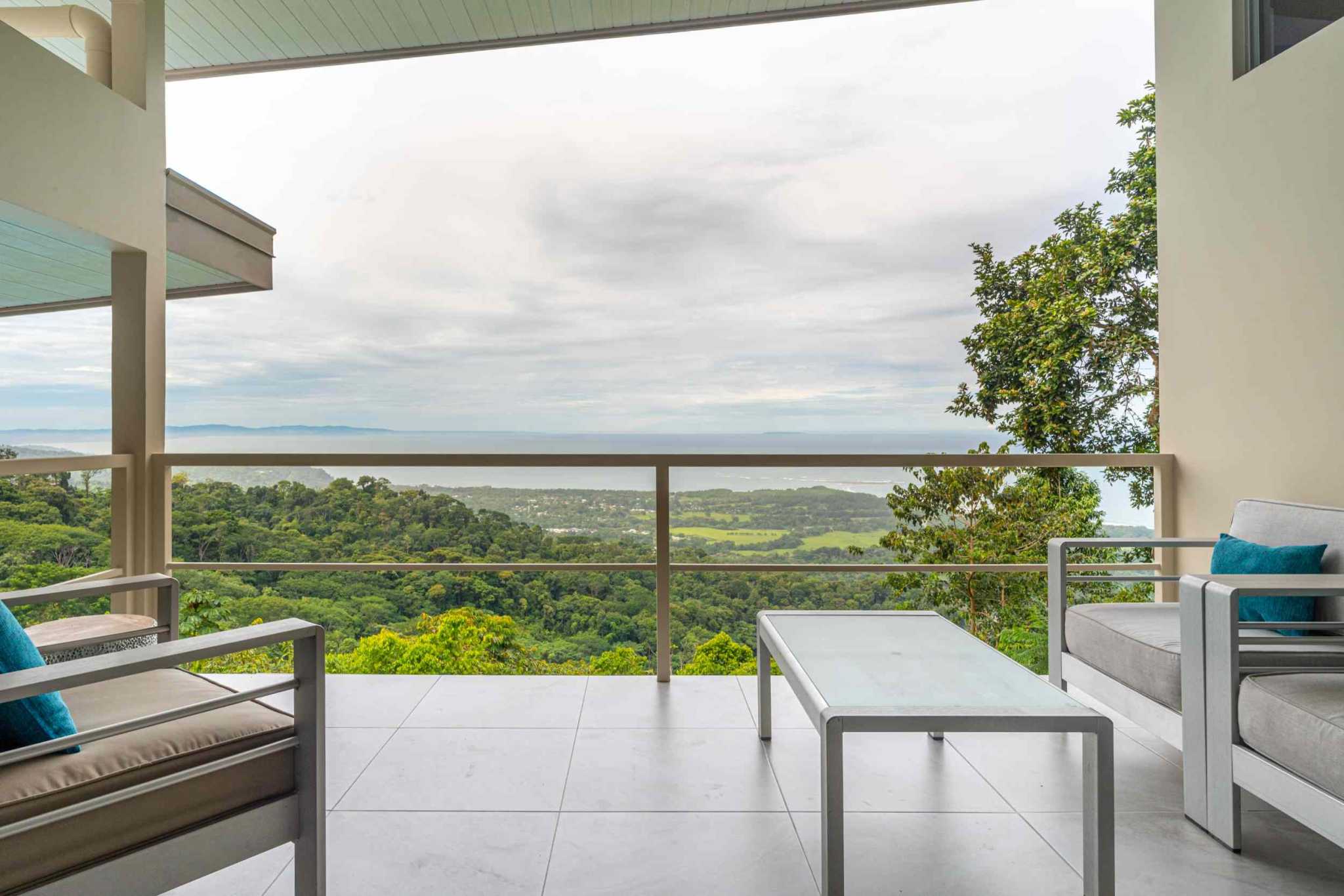 An Elevated Oasis with Jaw Dropping Views of the Whales Tail & Osa in Uvita Costa Rica