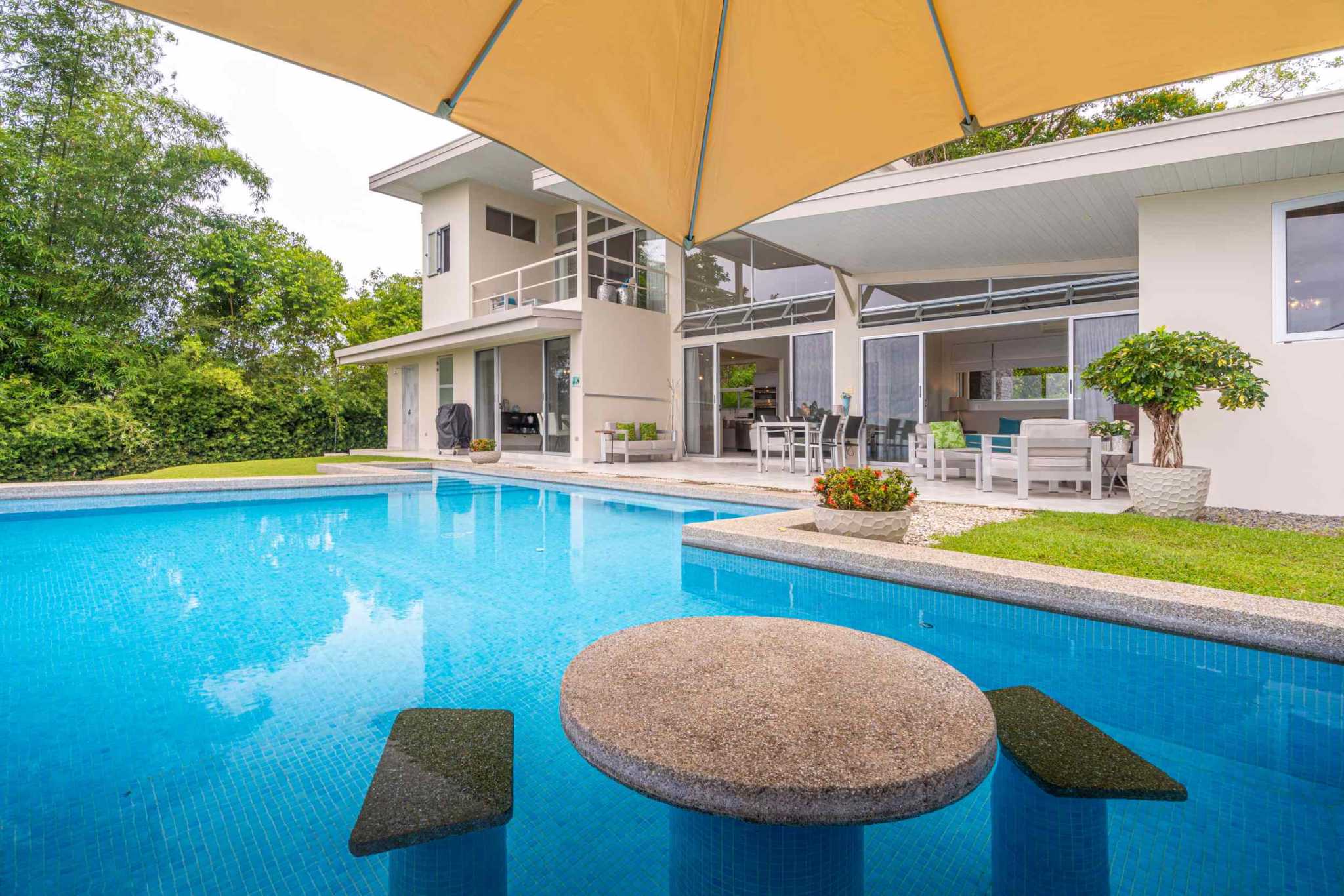 An Elevated Oasis with Jaw Dropping Views of the Whales Tail & Osa in Uvita Costa Rica