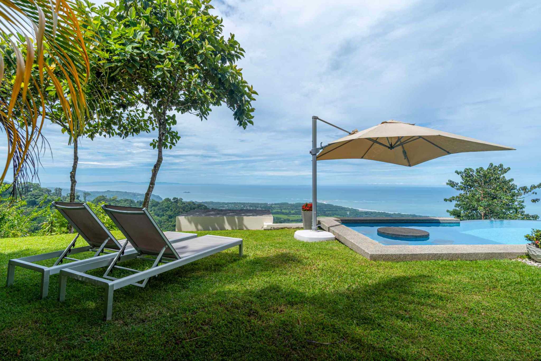 An Elevated Oasis with Jaw Dropping Views of the Whales Tail & Osa in Uvita Costa Rica