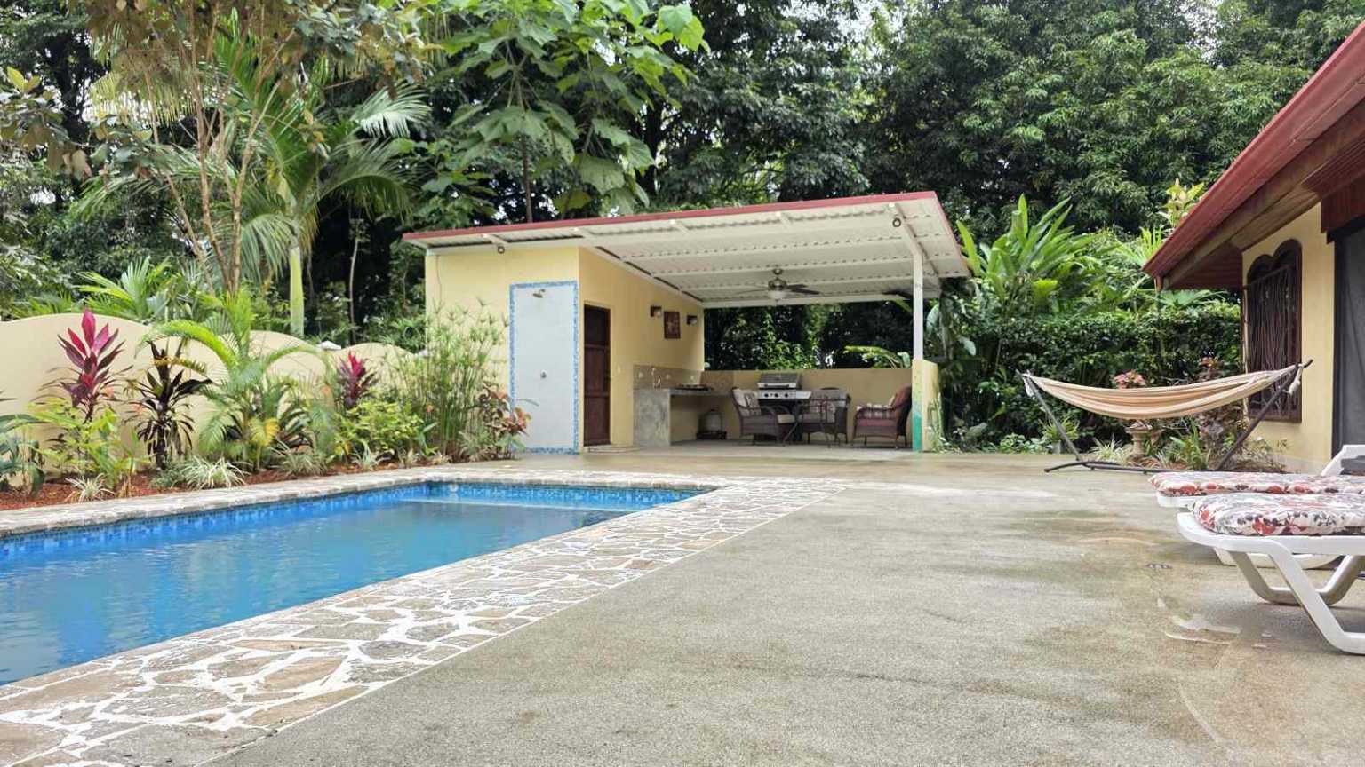 30753 (22) Easy-Access Home with Beautiful Outdoor Living Space, Pool & Garden in Ojochal Costa Rica