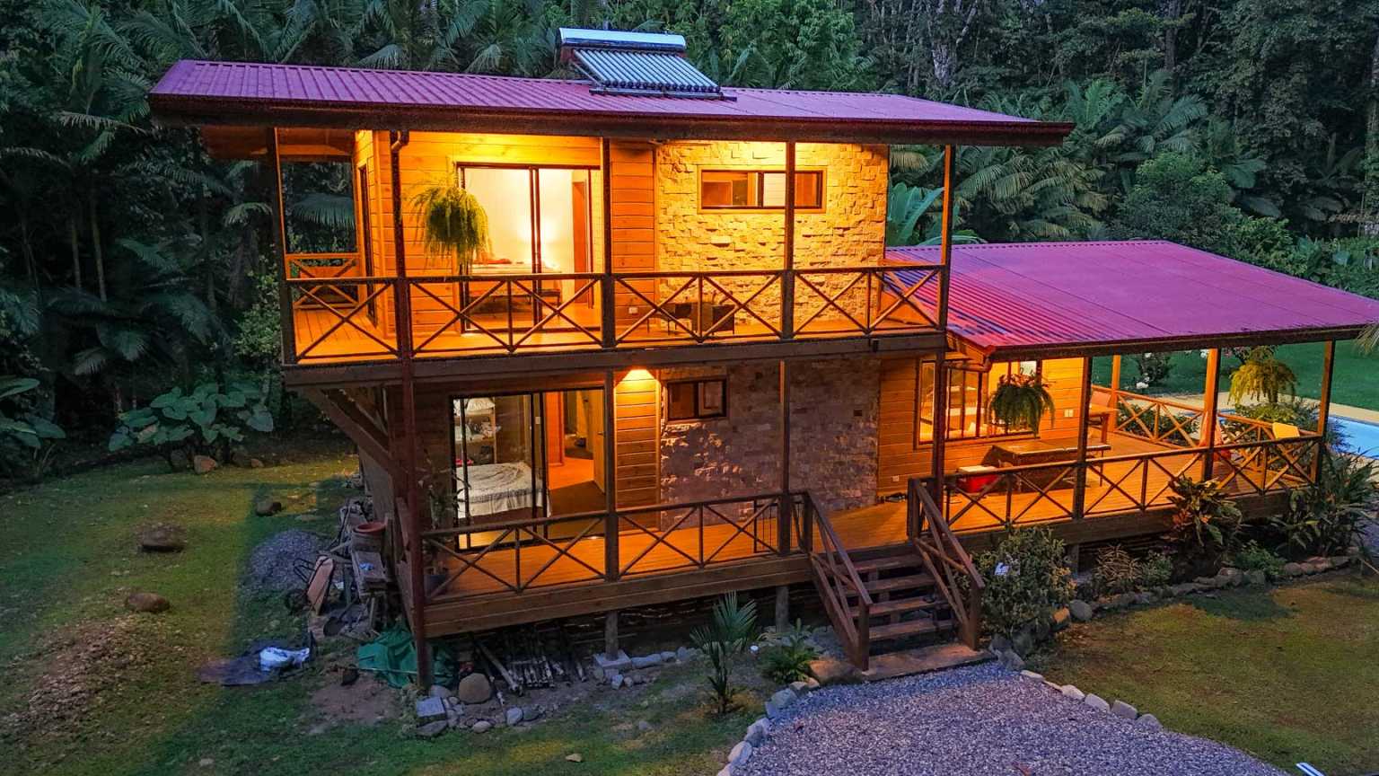 49166 (3) Riverside 3-Bedroom Jungle House with Pool in Ojochal, Costa Rica