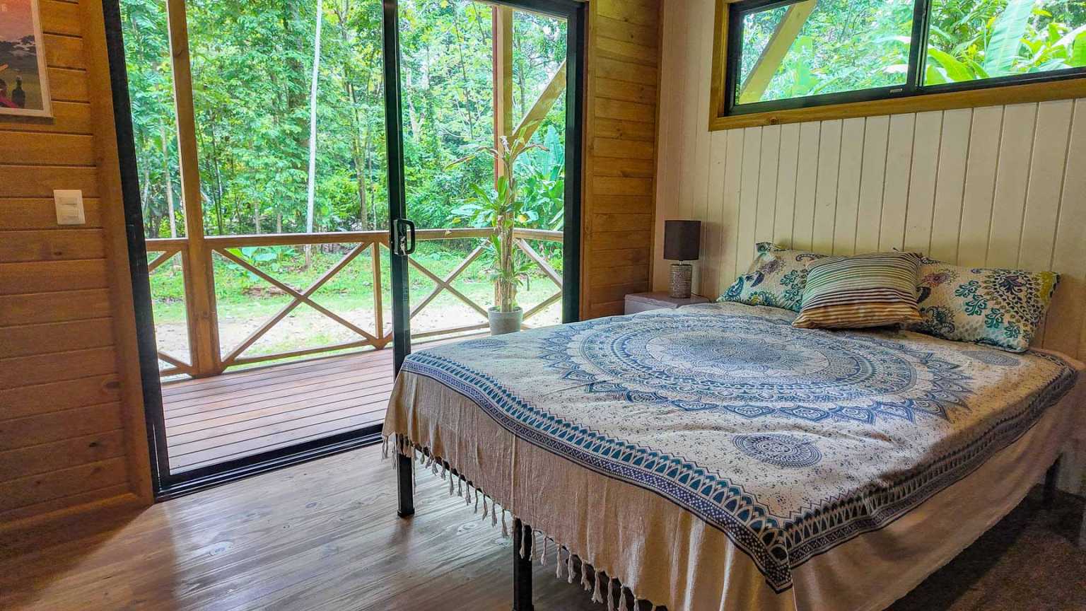49166 (42) Riverside 3-Bedroom Jungle House with Pool in Ojochal, Costa Rica