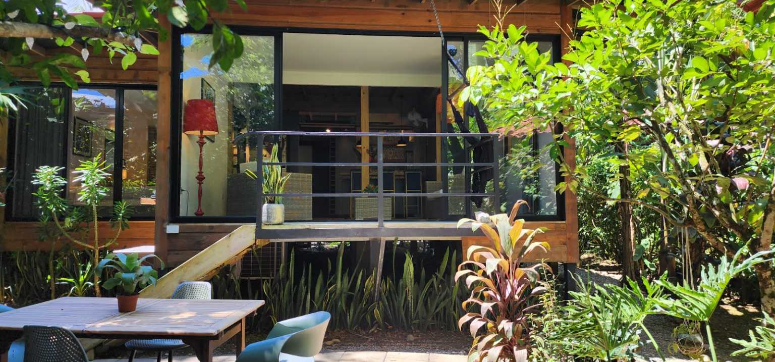 Beautiful Hotel in a Desirable Location in the heart of Ojochal Costa Rica