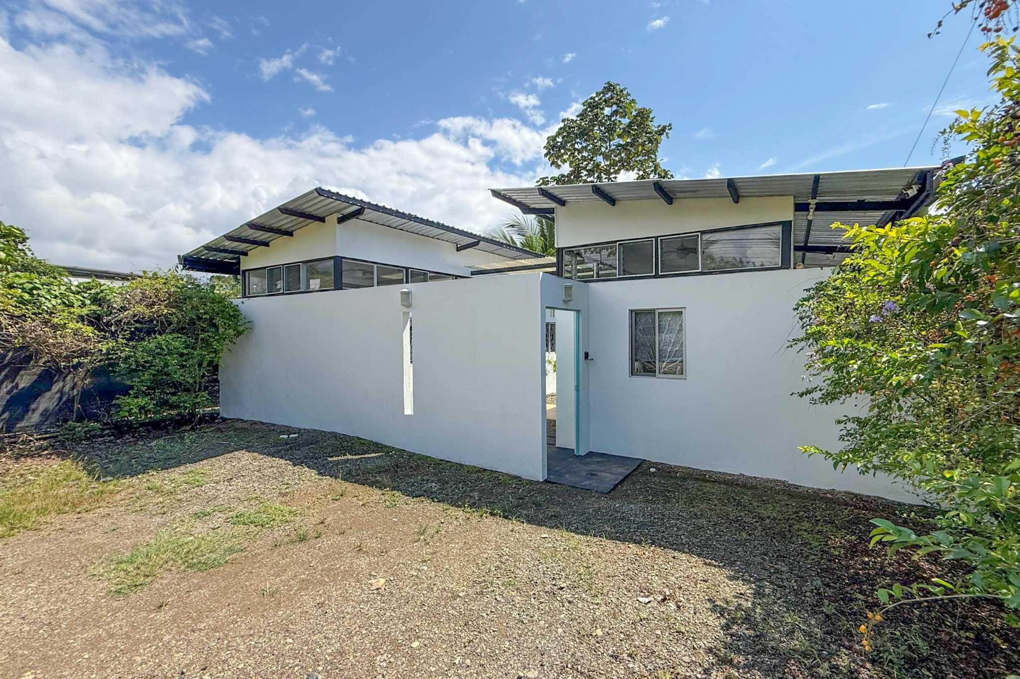 52277 (2) Newer 2-Bedroom Home Easy Walking Distance to Whale Tail Beach, Tourist Activities, Restaurants & all services in Bahia near Uvita Costa Rica