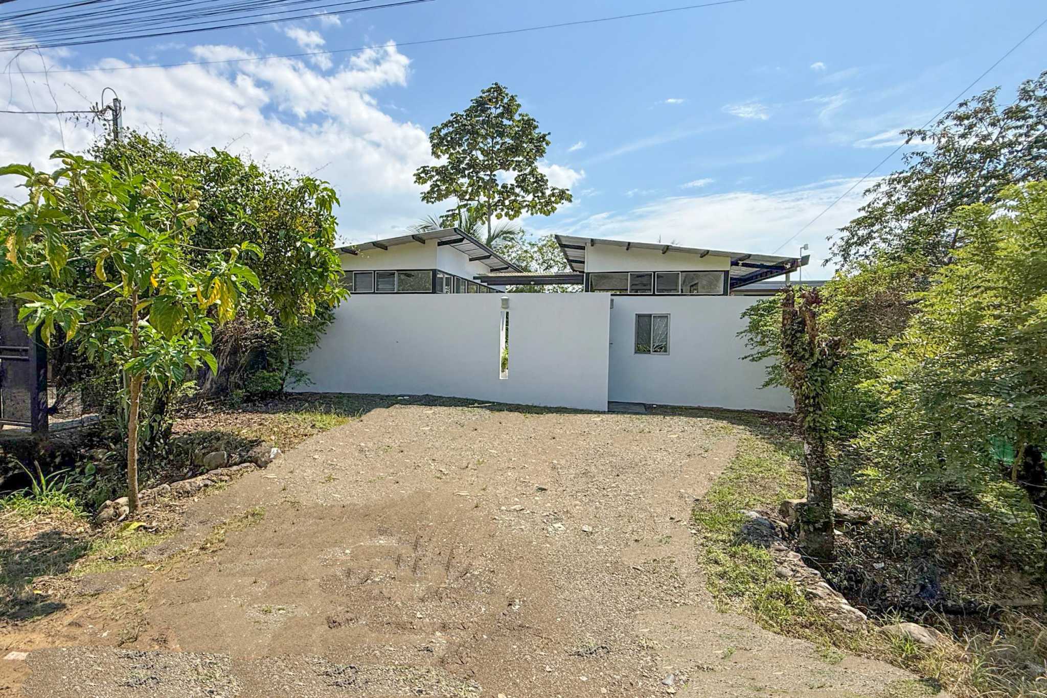 52277 (3) Newer 2-Bedroom Home Easy Walking Distance to Whale Tail Beach, Tourist Activities, Restaurants & all services in Bahia near Uvita Costa Rica