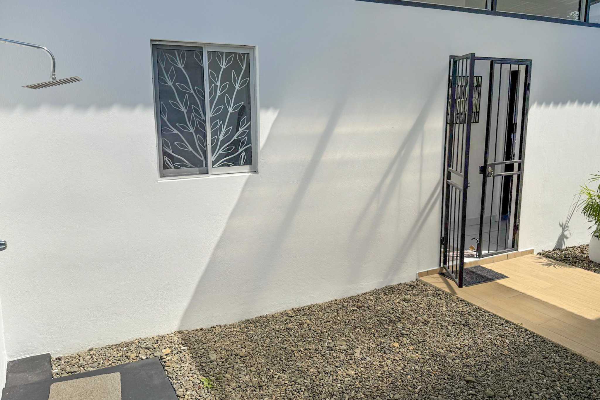 52277 (9) Newer 2-Bedroom Home Easy Walking Distance to Whale Tail Beach, Tourist Activities, Restaurants & all services in Bahia near Uvita Costa Rica