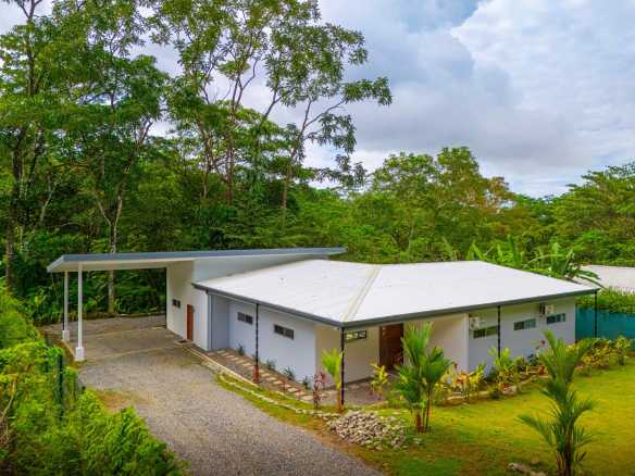 Brand New 3-Bedroom Modern Home with Pool & Jungle Views in Uvita, Costa Rica
