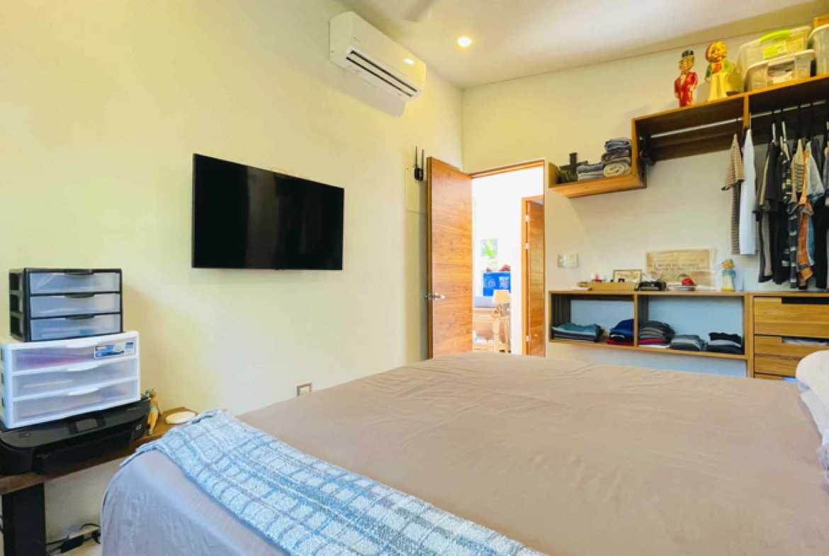 2-Bedroom Riverside Home with Waterfall Views & Jungle Setting, photo 17 of 24