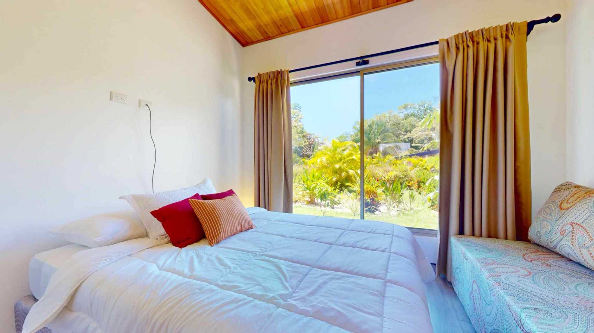 62390-23 Modern 3-Bedroom Home with Pool & Mountain Views in Ojochal Costa Rica