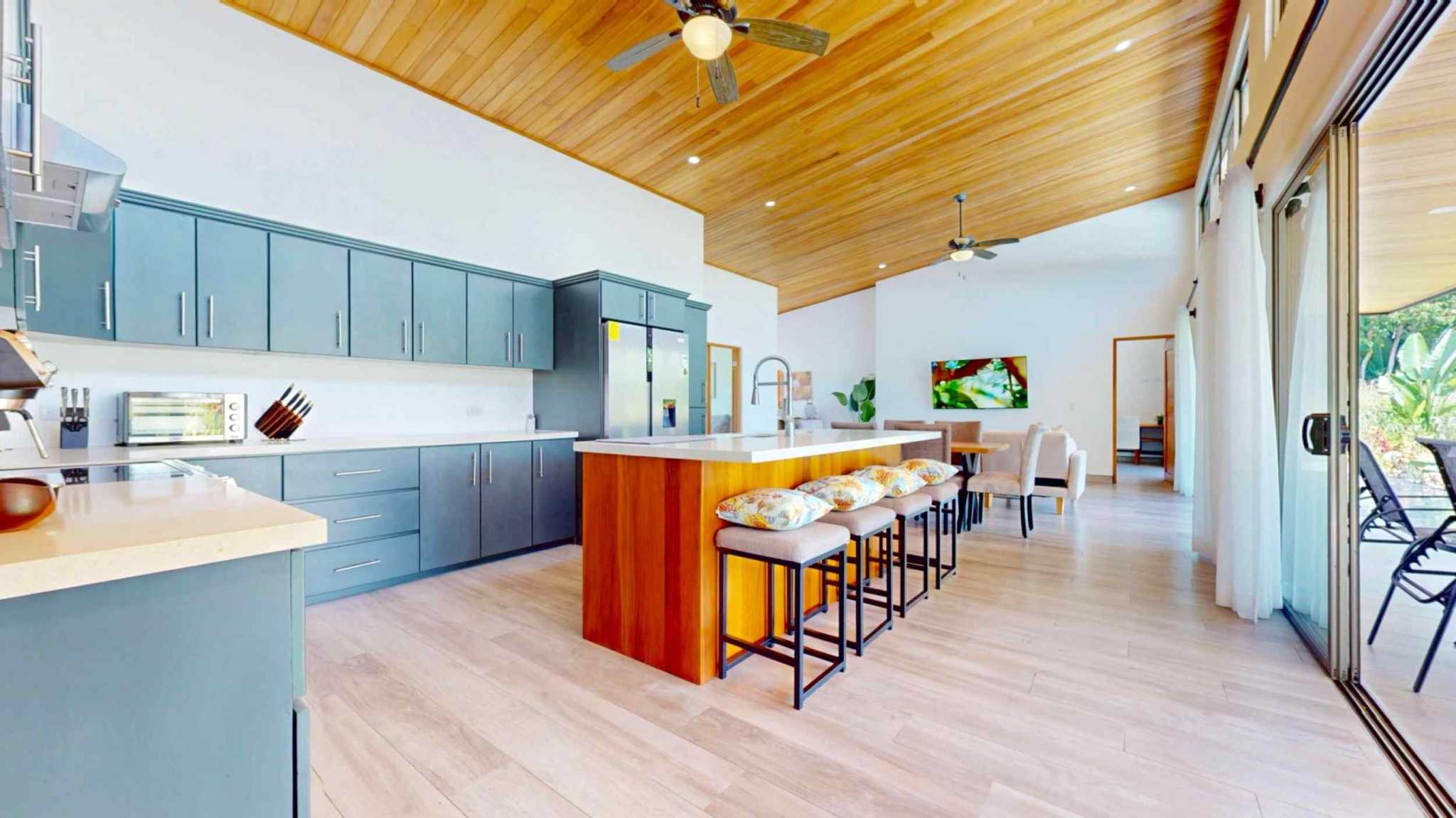 62390-14 Modern 3-Bedroom Home with Pool & Mountain Views in Ojochal Costa Rica
