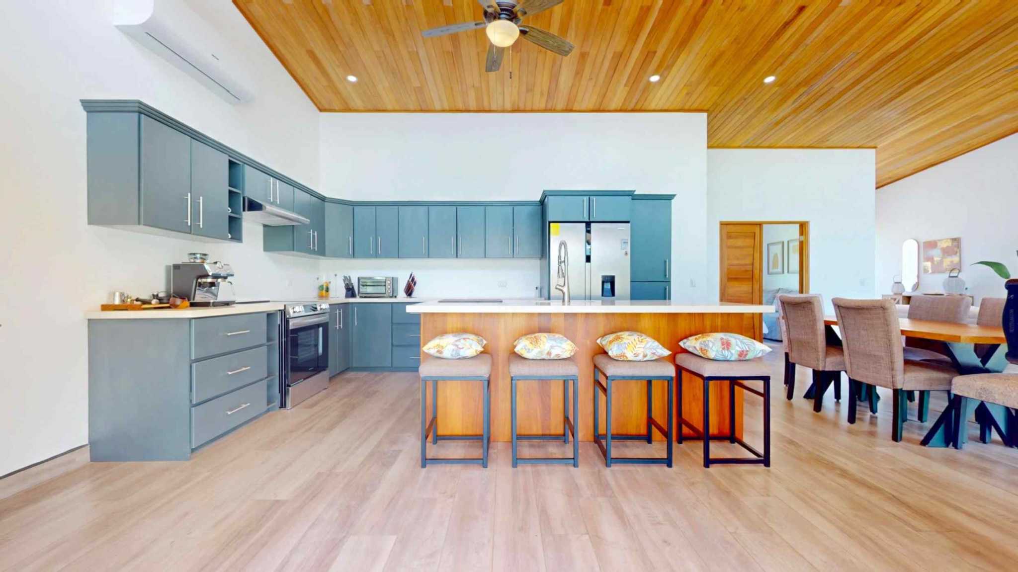 62390-12 Modern 3-Bedroom Home with Pool & Mountain Views in Ojochal Costa Rica