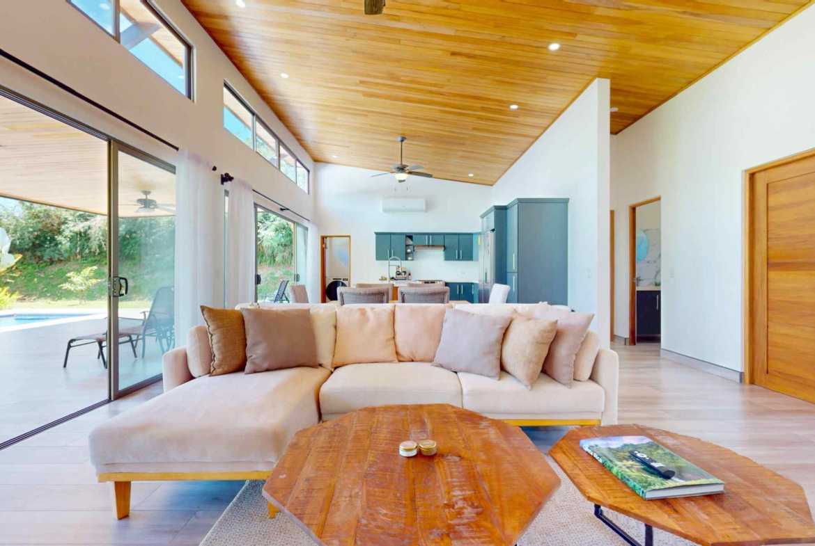Modern 3-Bedroom Home with Pool & Mountain Views, photo 7 of 24