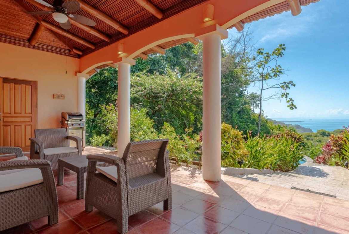 3-Bedroom Ocean View Estate with Pool & Extra Lot, photo 19 of 24