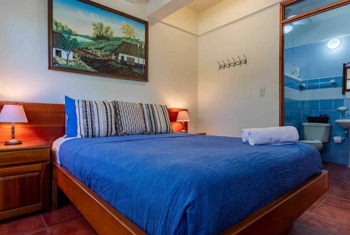 3-Bedroom Ocean View Estate with Pool & Extra Lot, photo 15 of 24