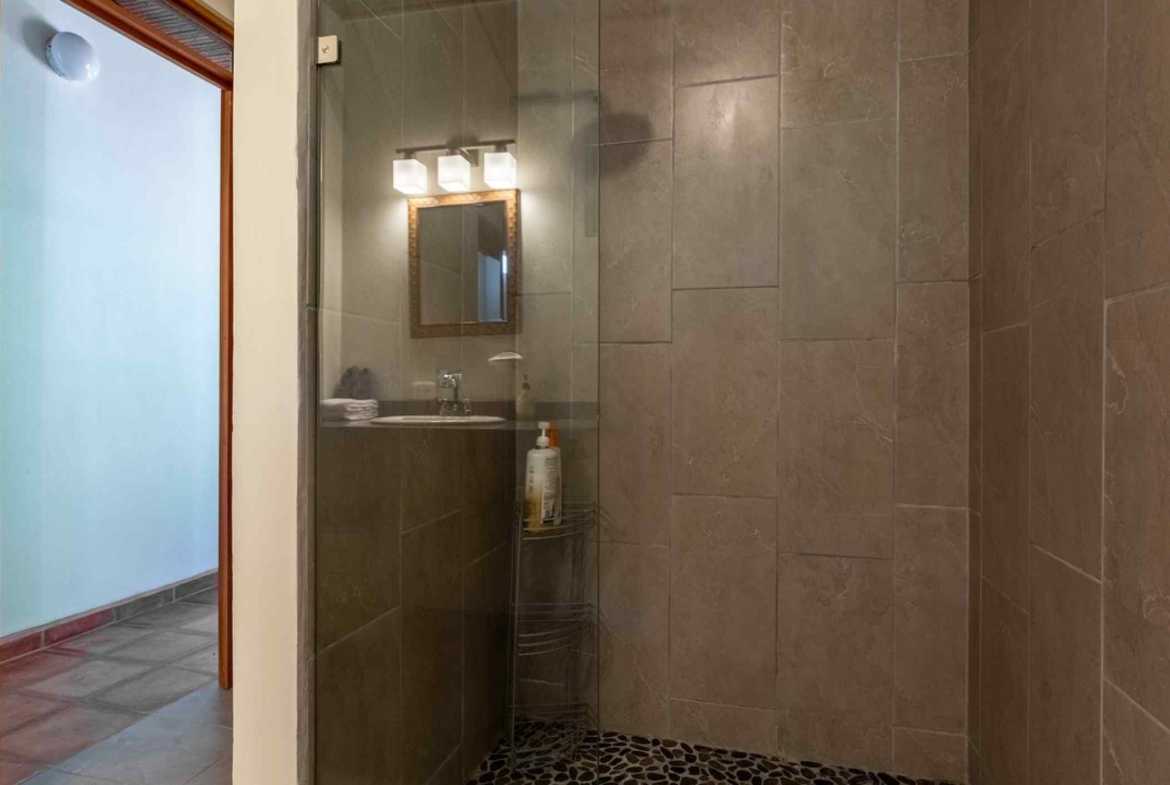 3-Bedroom Ocean View Estate with Pool & Extra Lot, photo 13 of 24