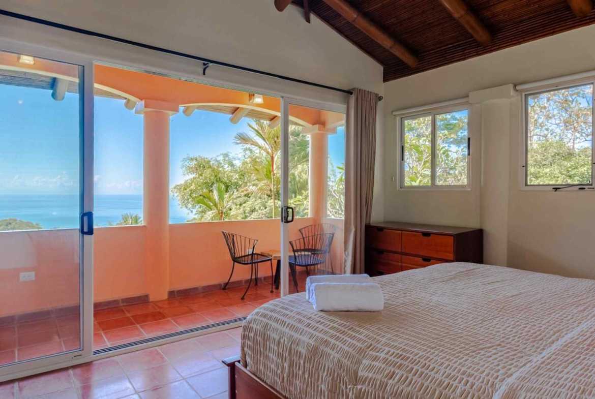 3-Bedroom Ocean View Estate with Pool & Extra Lot, photo 8 of 24