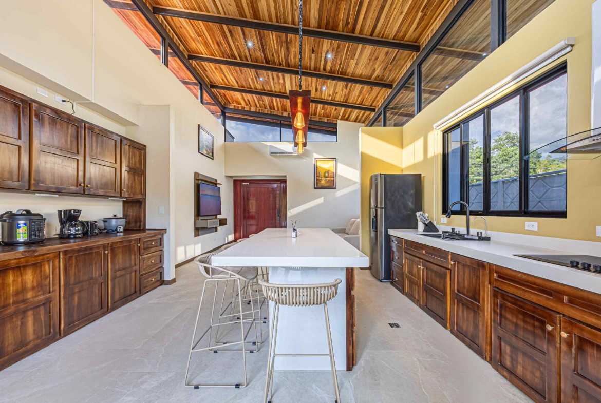 Brand New 3-Bedroom Villa with Private Pool & Smart Features, photo 12 of 24