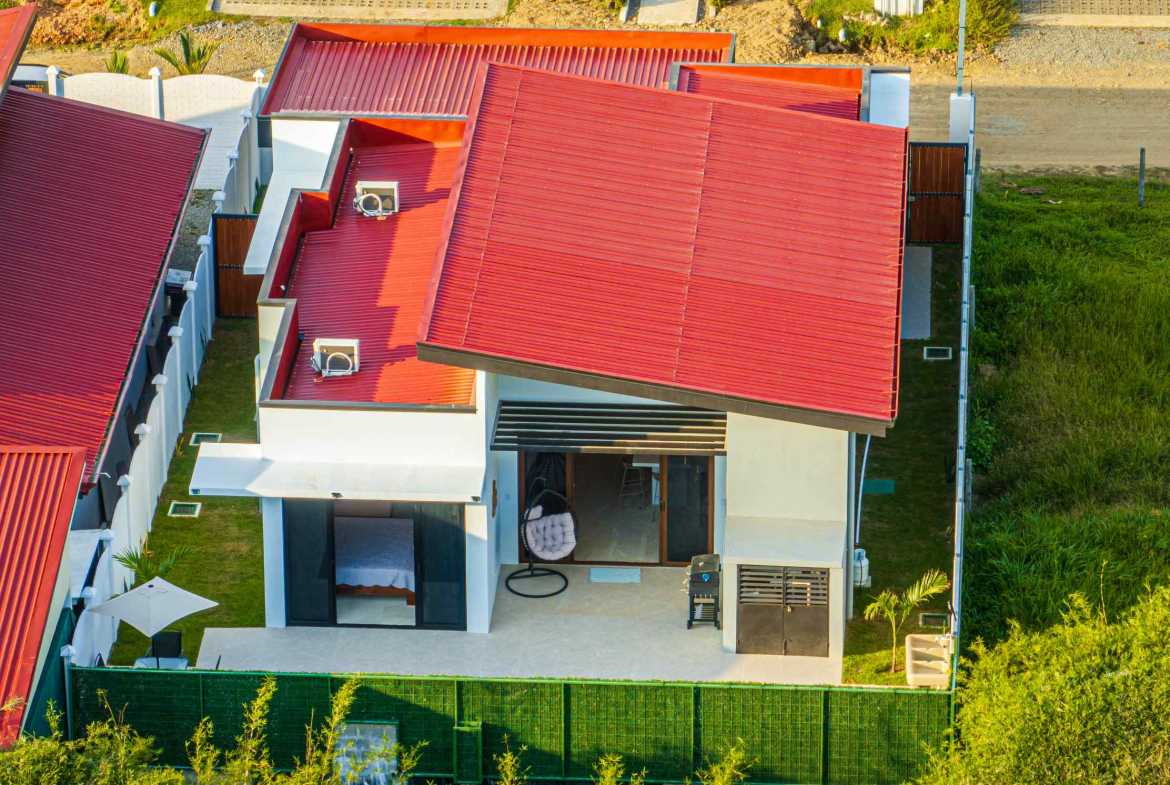 Brand New 3-Bedroom Villa with Private Pool & Smart Features, photo 5 of 24