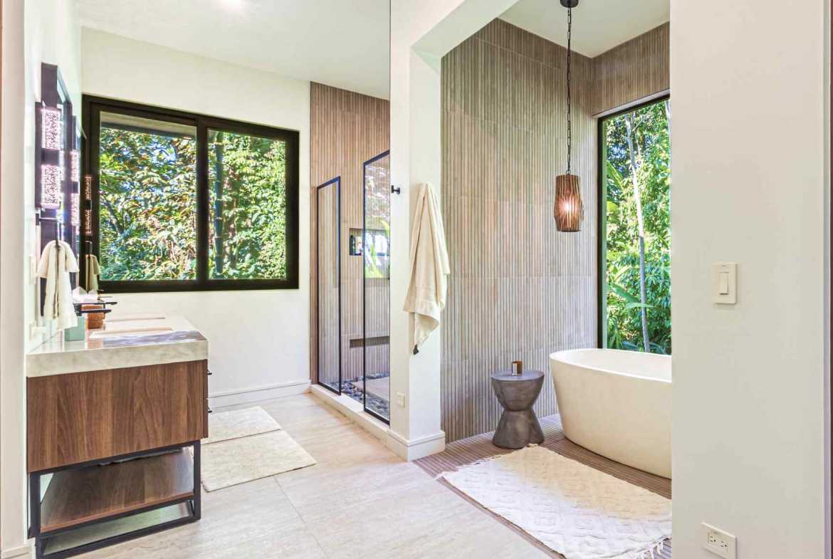 4-Bedroom Luxury Villa with Ocean Views & Private Pool, photo 21 of 24