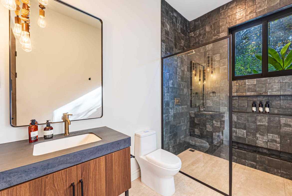 4-Bedroom Luxury Villa with Ocean Views & Private Pool, photo 14 of 24