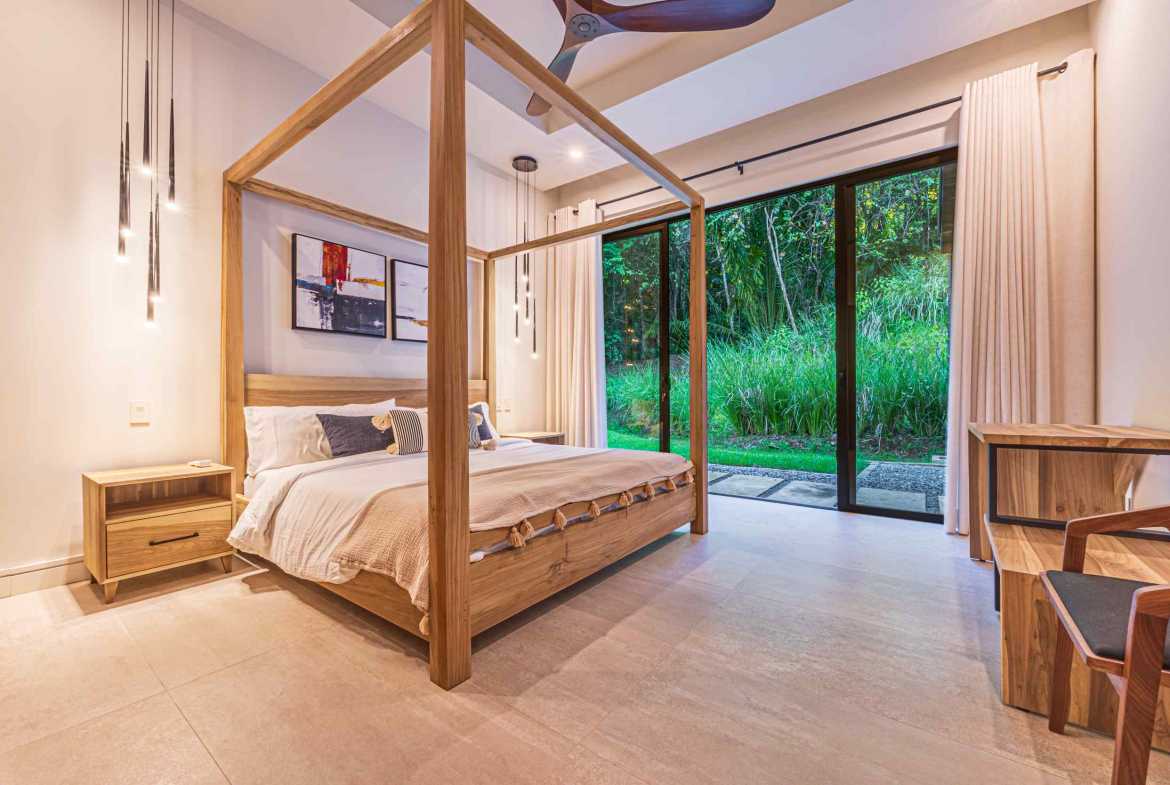4-Bedroom Luxury Villa with Ocean Views & Private Pool, photo 7 of 24