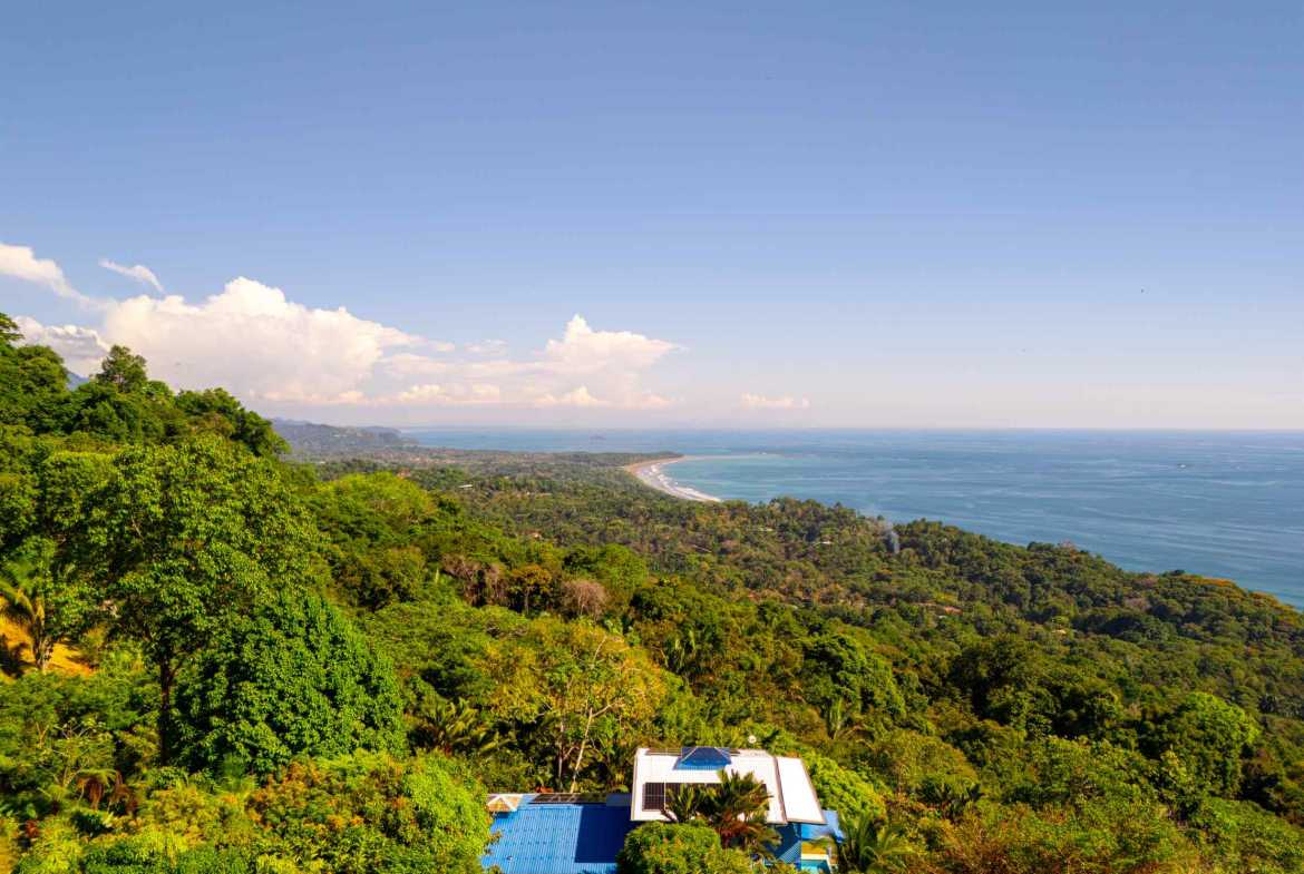 2-Bedroom Home with Ocean Views & Infinity Pool, photo 11 of 24