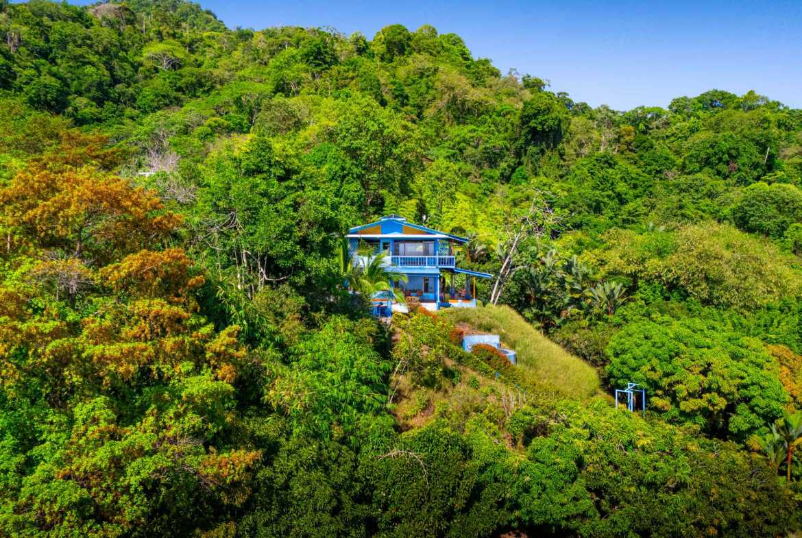 2-Bedroom Home with Ocean Views & Infinity Pool, photo 8 of 24