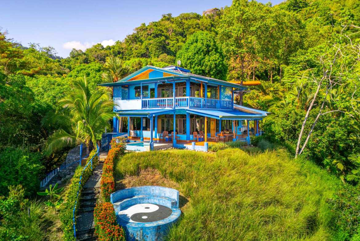 2-Bedroom Home with Ocean Views & Infinity Pool, photo 4 of 24