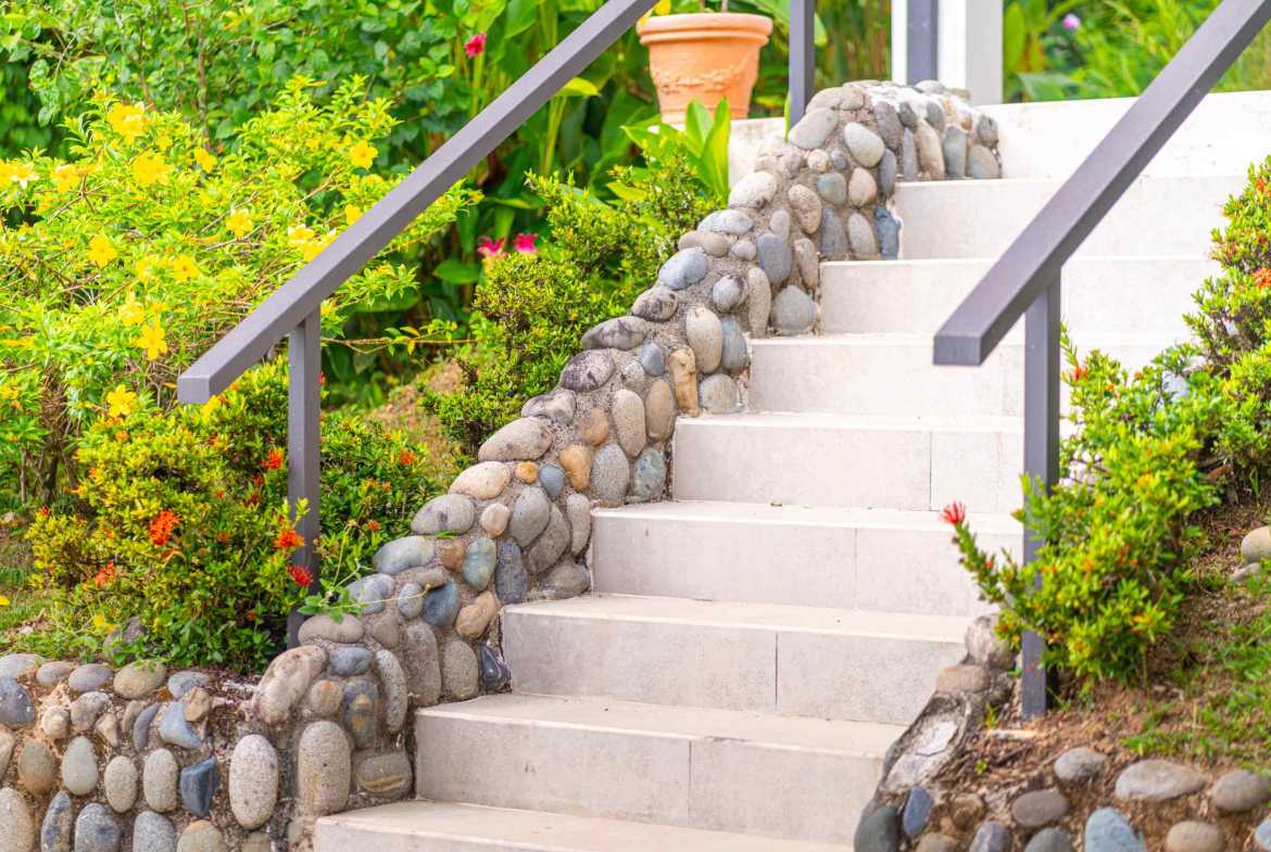 Extraordinary 4-Bedroom Estate with Ocean Views & Guest House in Escaleras Costa Rica photo 25