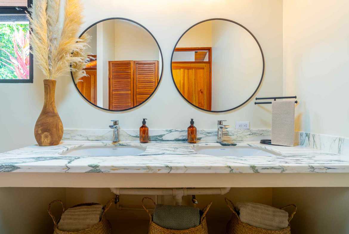 Extraordinary 4-Bedroom Estate with Ocean Views & Guest House in Escaleras Costa Rica photo 18