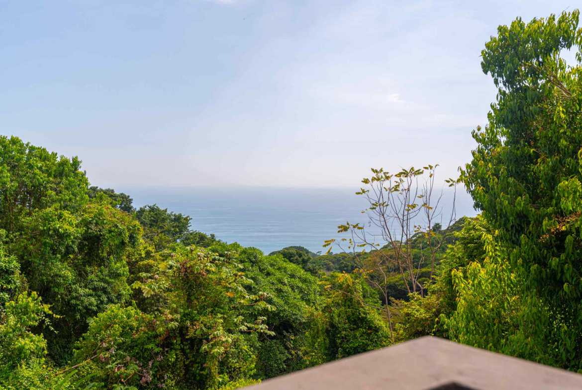 Extraordinary 4-Bedroom Estate with Ocean Views & Guest House in Escaleras Costa Rica photo 10
