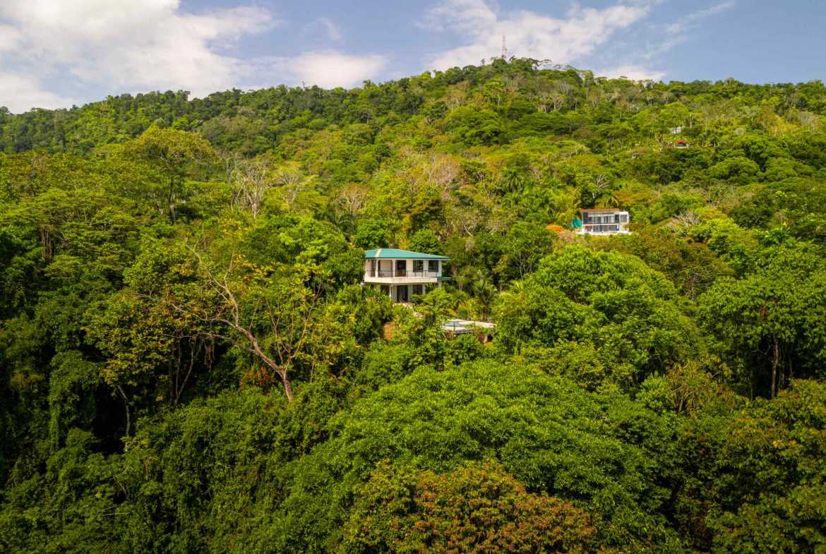 Extraordinary 4-Bedroom Estate with Ocean Views & Guest House in Escaleras Costa Rica photo 5