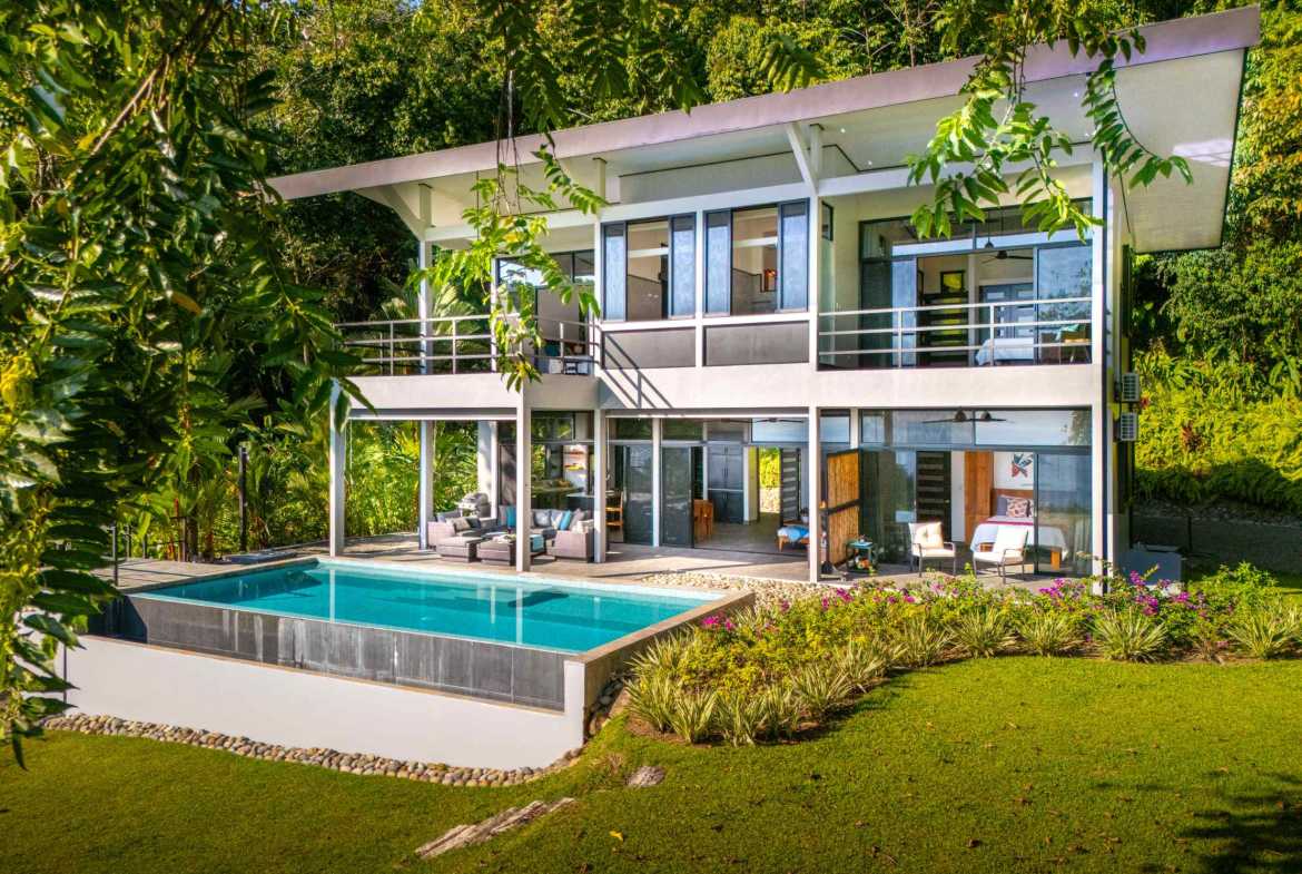3-Bedroom Home with Ocean Views & Infinity Pool, photo 1 of 24