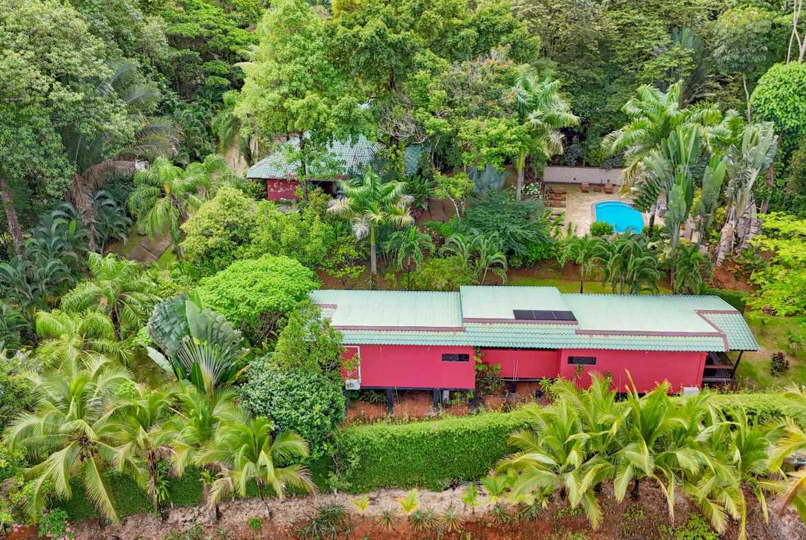 6-Bedroom Business Property with Restaurant, Cabins & Pool, photo 15 of 24